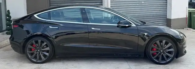 Tesla Model 3 view 2