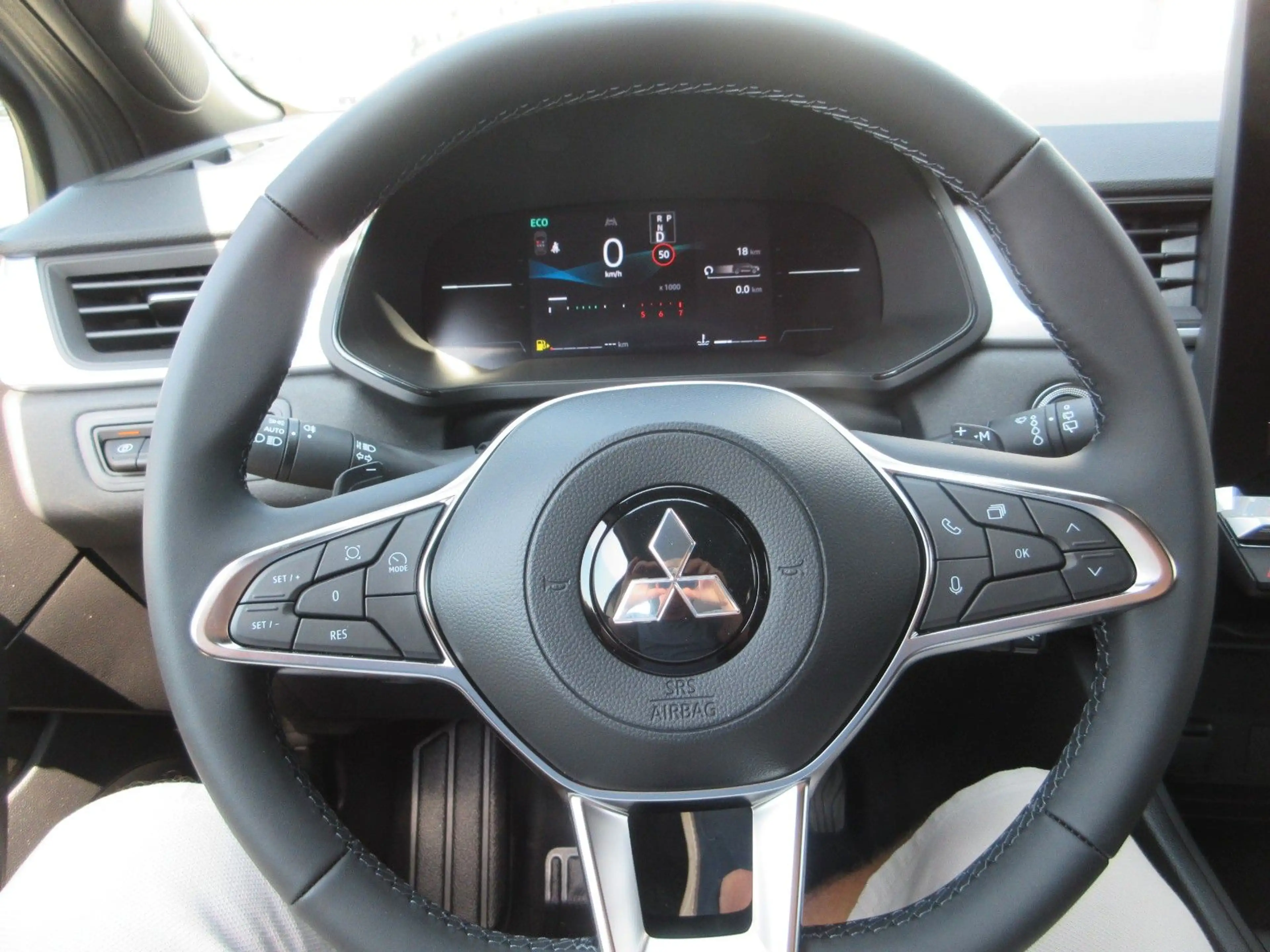 Mitsubishi Grandis 1.3 Turbo Mildhybrid Diamant Plus DCT — photo 12