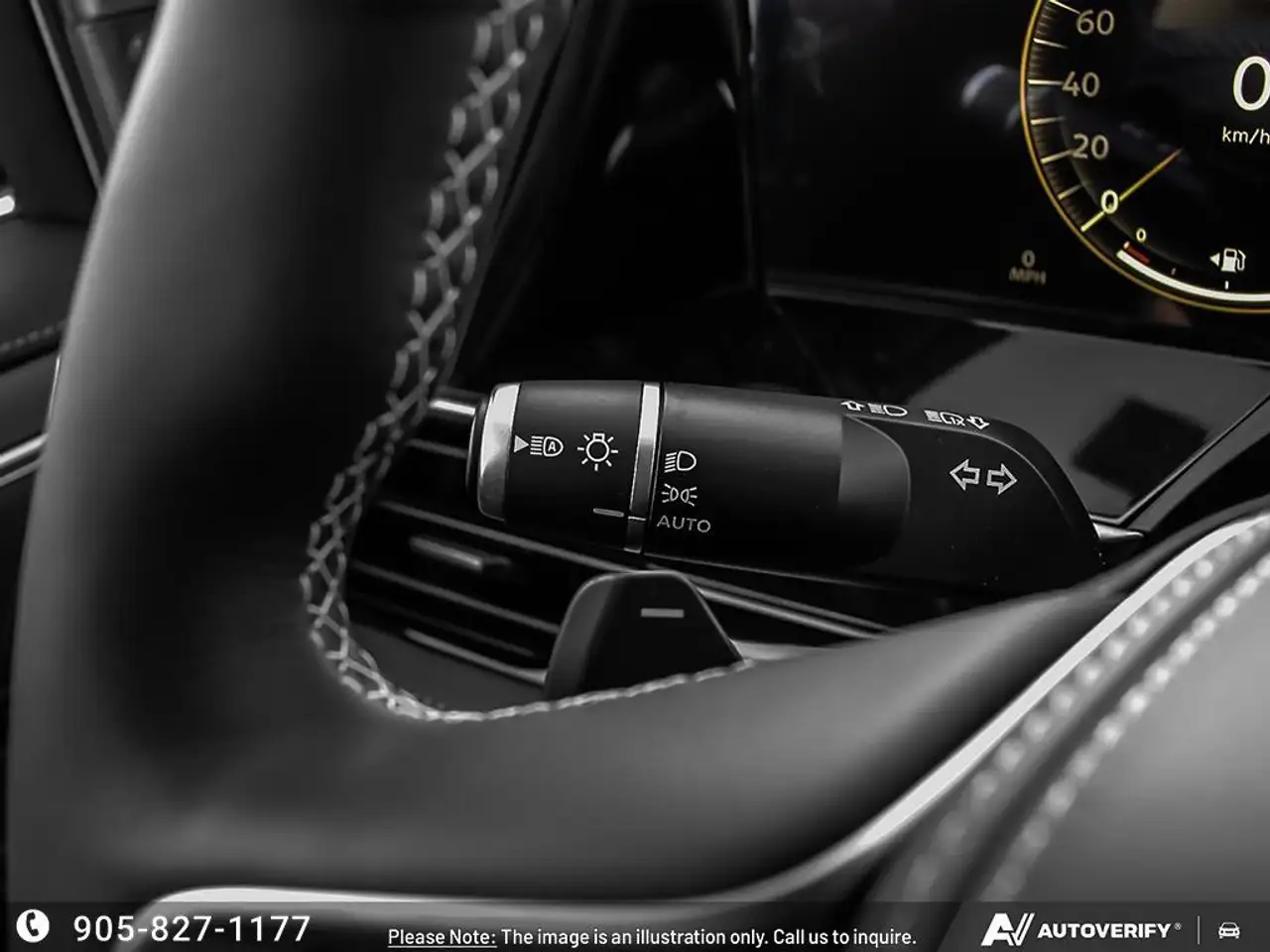 Infiniti QX80 снимка Infiniti QX80