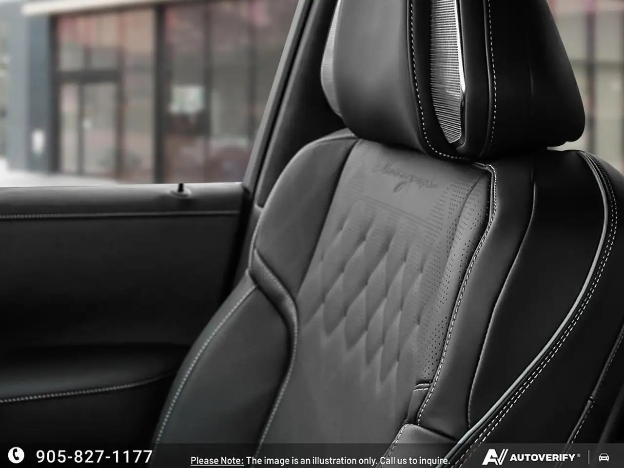 Infiniti QX80 снимка Infiniti QX80