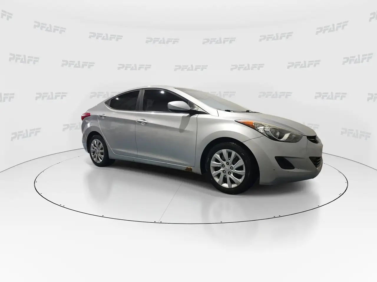 Hyundai ELANTRA снимка Hyundai ELANTRA