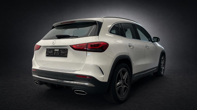 Mercedes-Benz GLA 200 7G-DCT*3x AMG*MBUX*WIDE*PANO*KAM*LED*KEY — photo 3