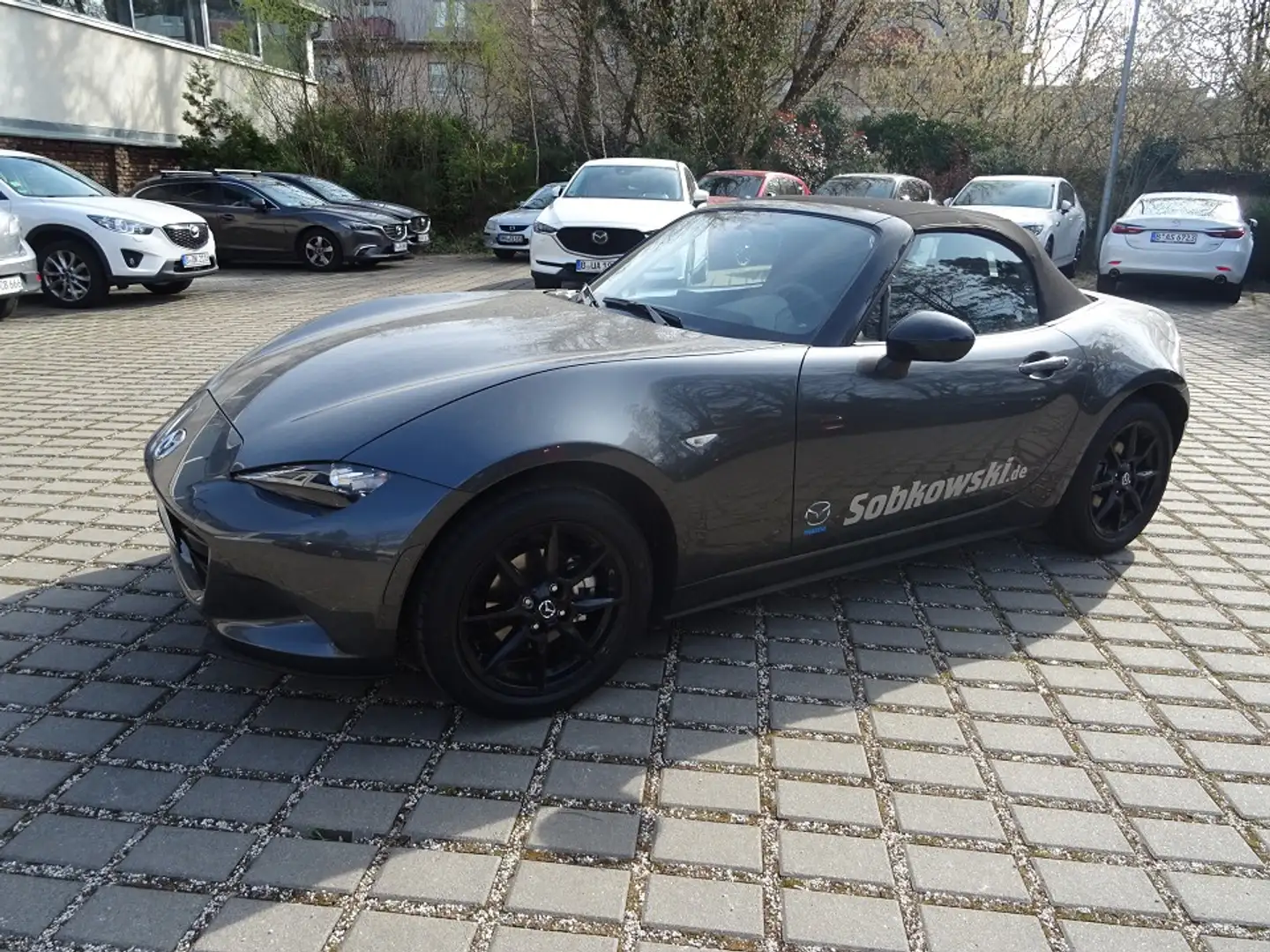 Mazda MX-5 1.5L SKYACTIV G 132PS 6MT RWD PRIME-LINE Grau - 2