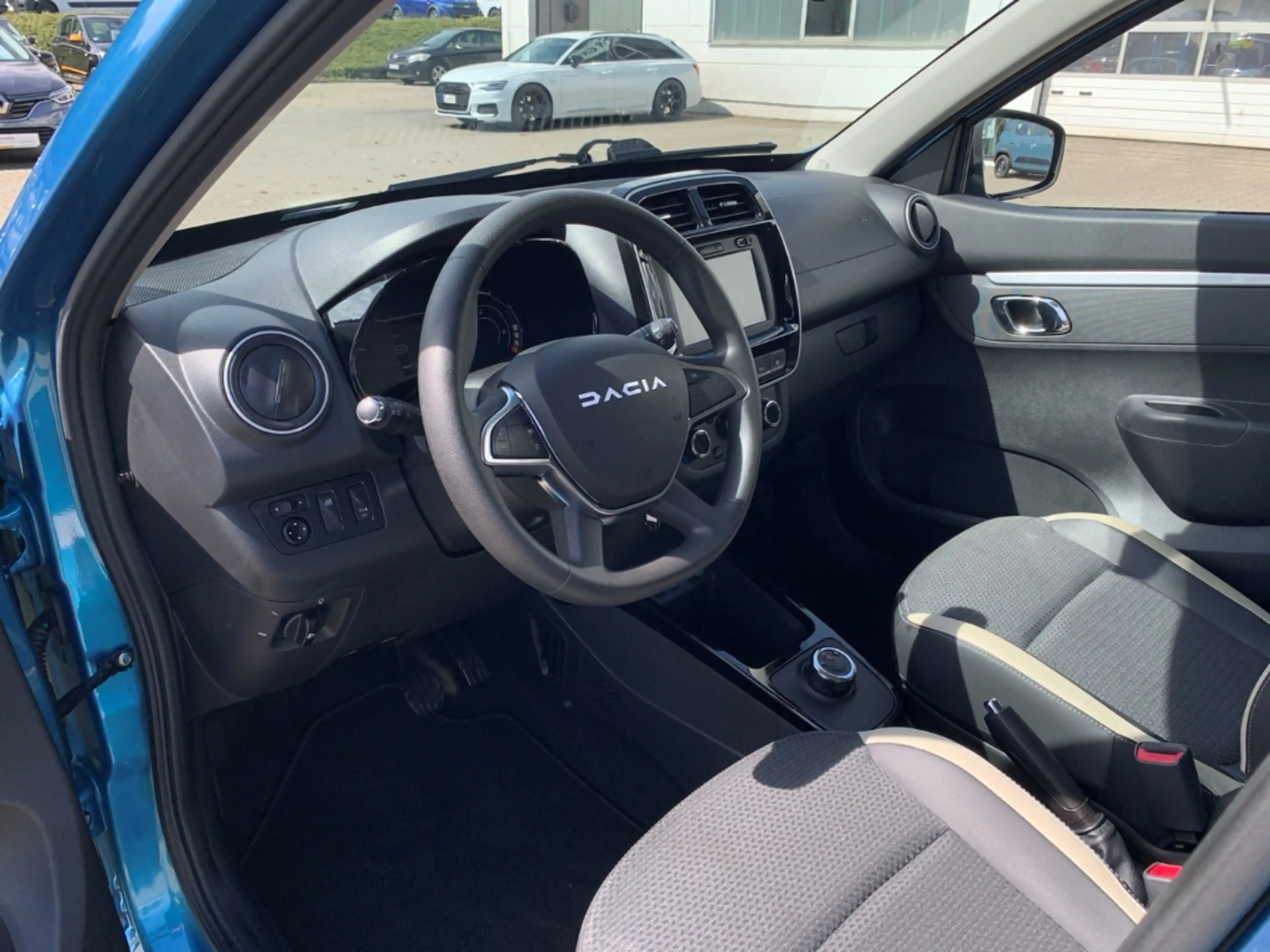 Dacia Spring ESSENTIAL ELECTRIC 45 KLIMA+DAB+PDC+BT — photo 10