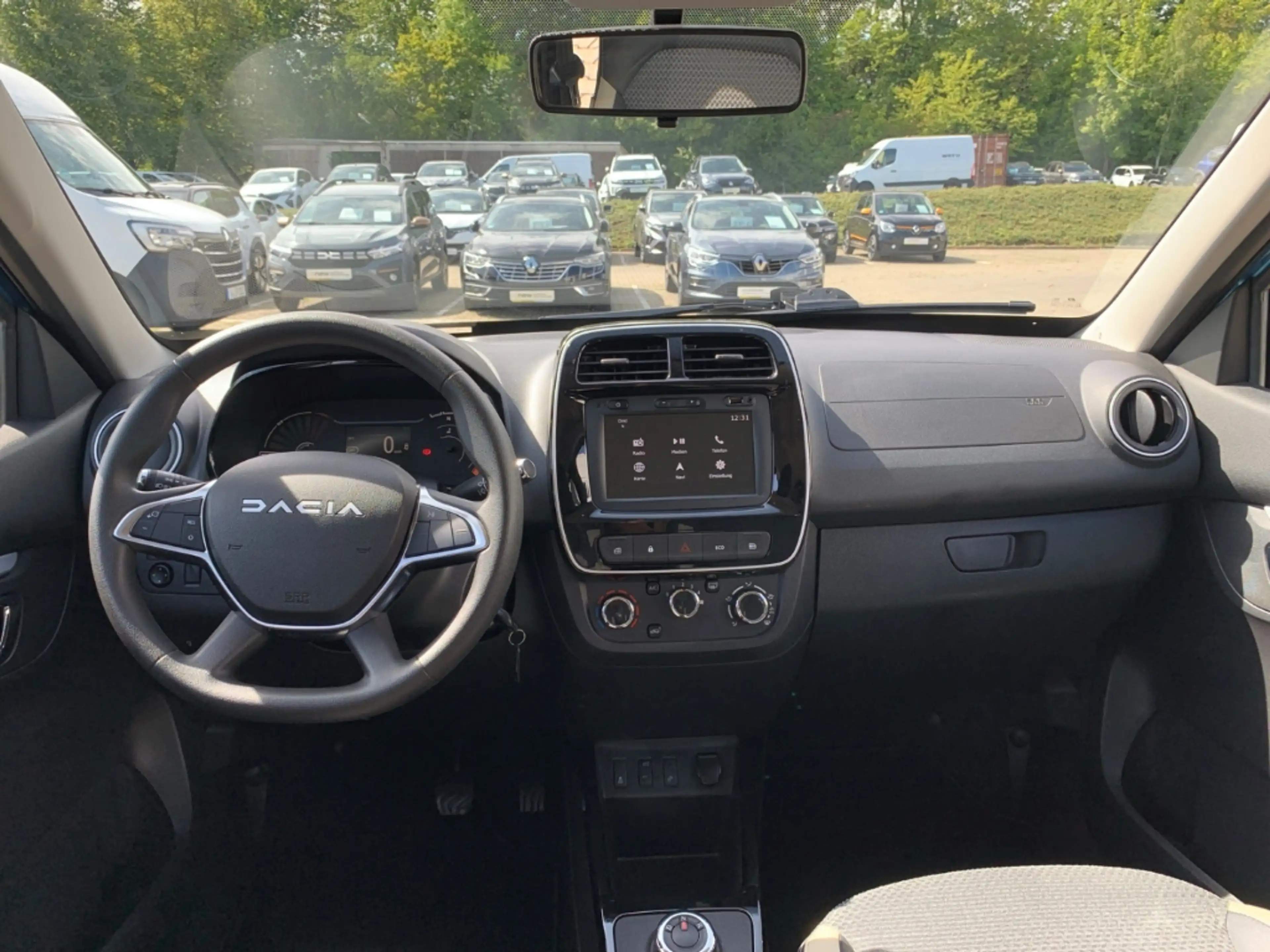 Dacia Spring ESSENTIAL ELECTRIC 45 KLIMA+DAB+PDC+BT — photo 14