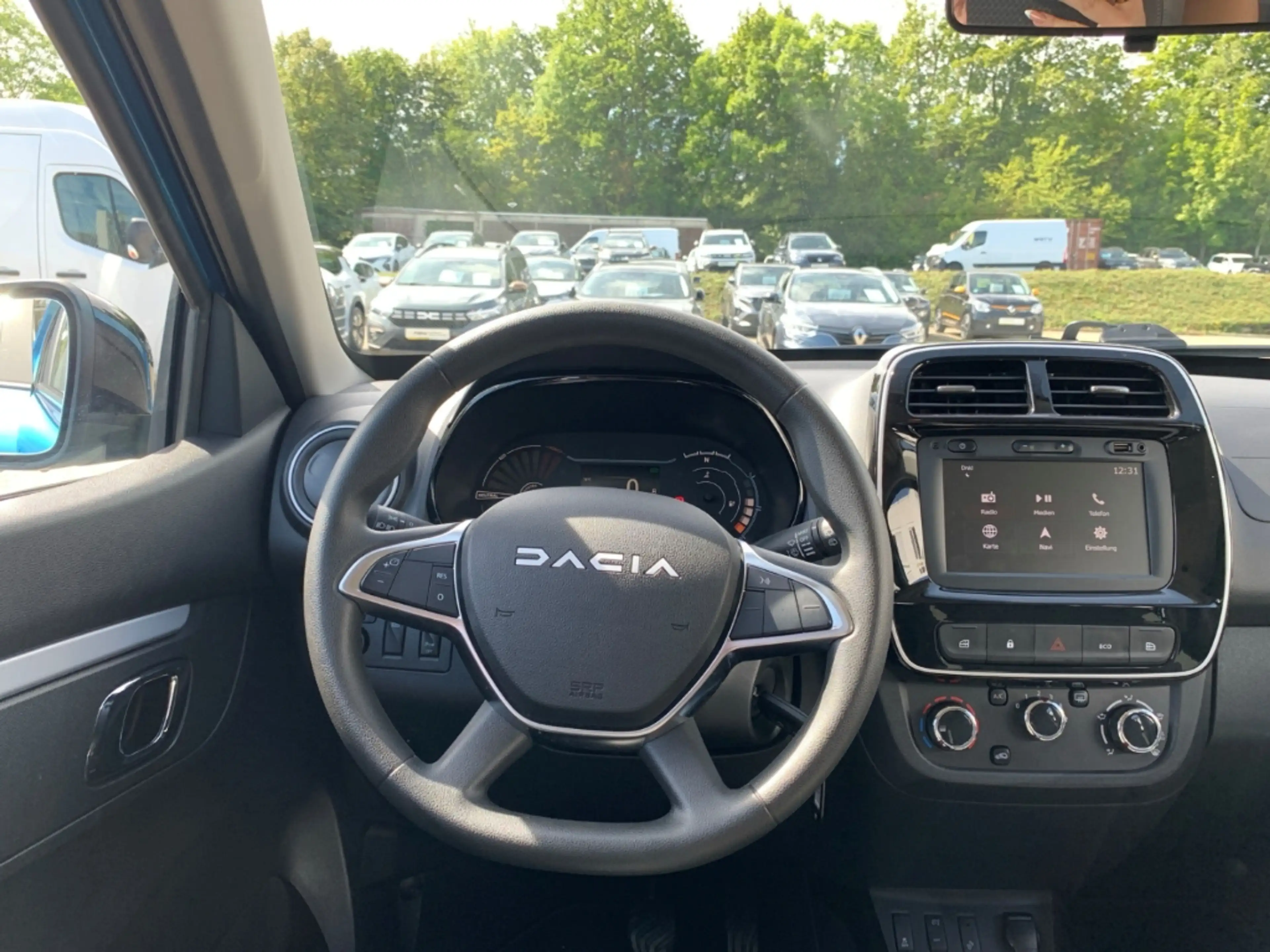Dacia Spring ESSENTIAL ELECTRIC 45 KLIMA+DAB+PDC+BT — photo 15