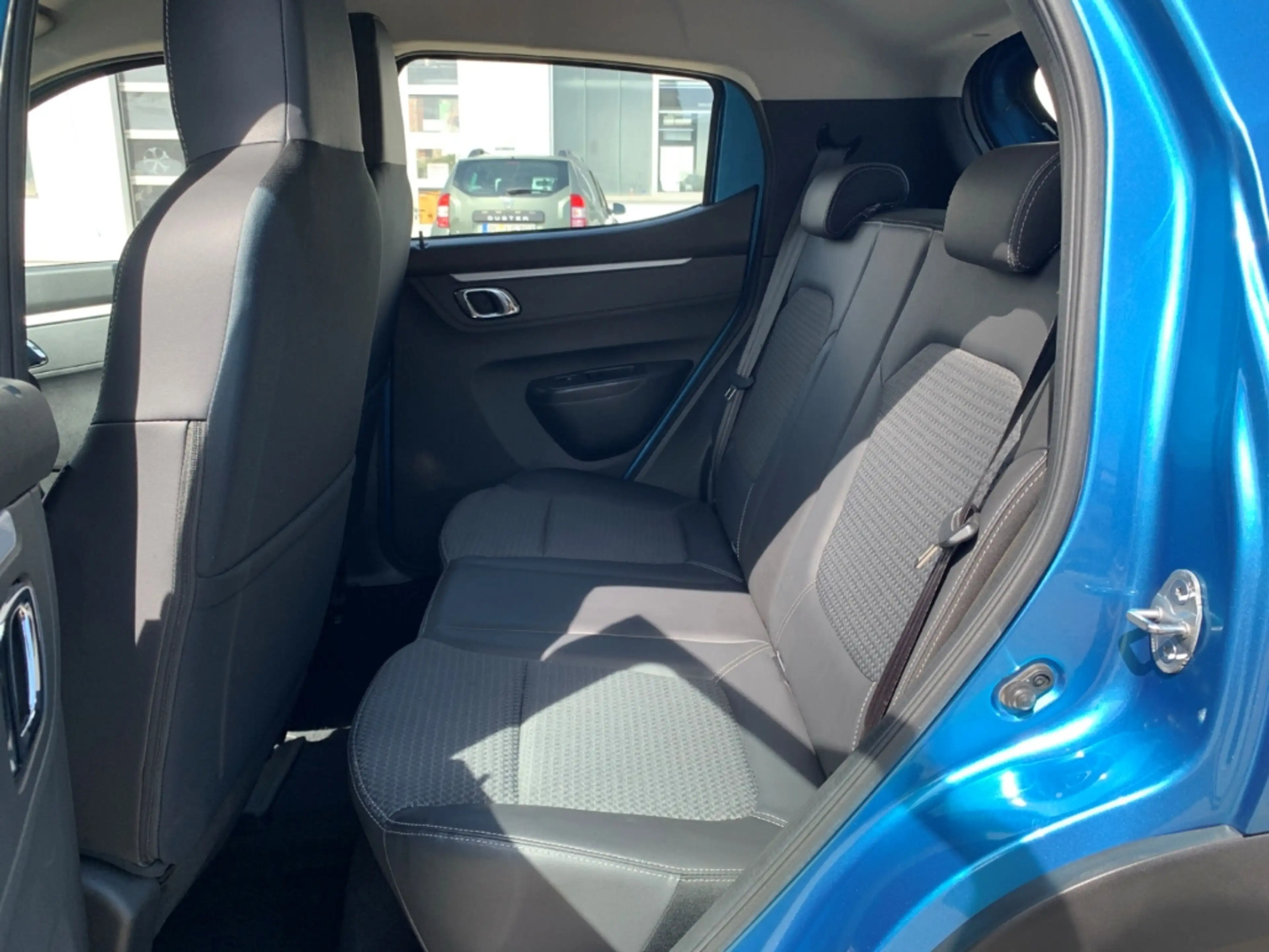 Dacia Spring ESSENTIAL ELECTRIC 45 KLIMA+DAB+PDC+BT — photo 11
