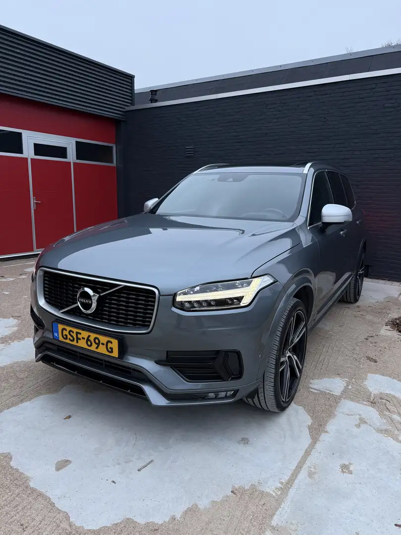 Volvo XC90 XC90 T5 Geartronic 7P AWD 2018 Grijs R-Desing Grijs - 1