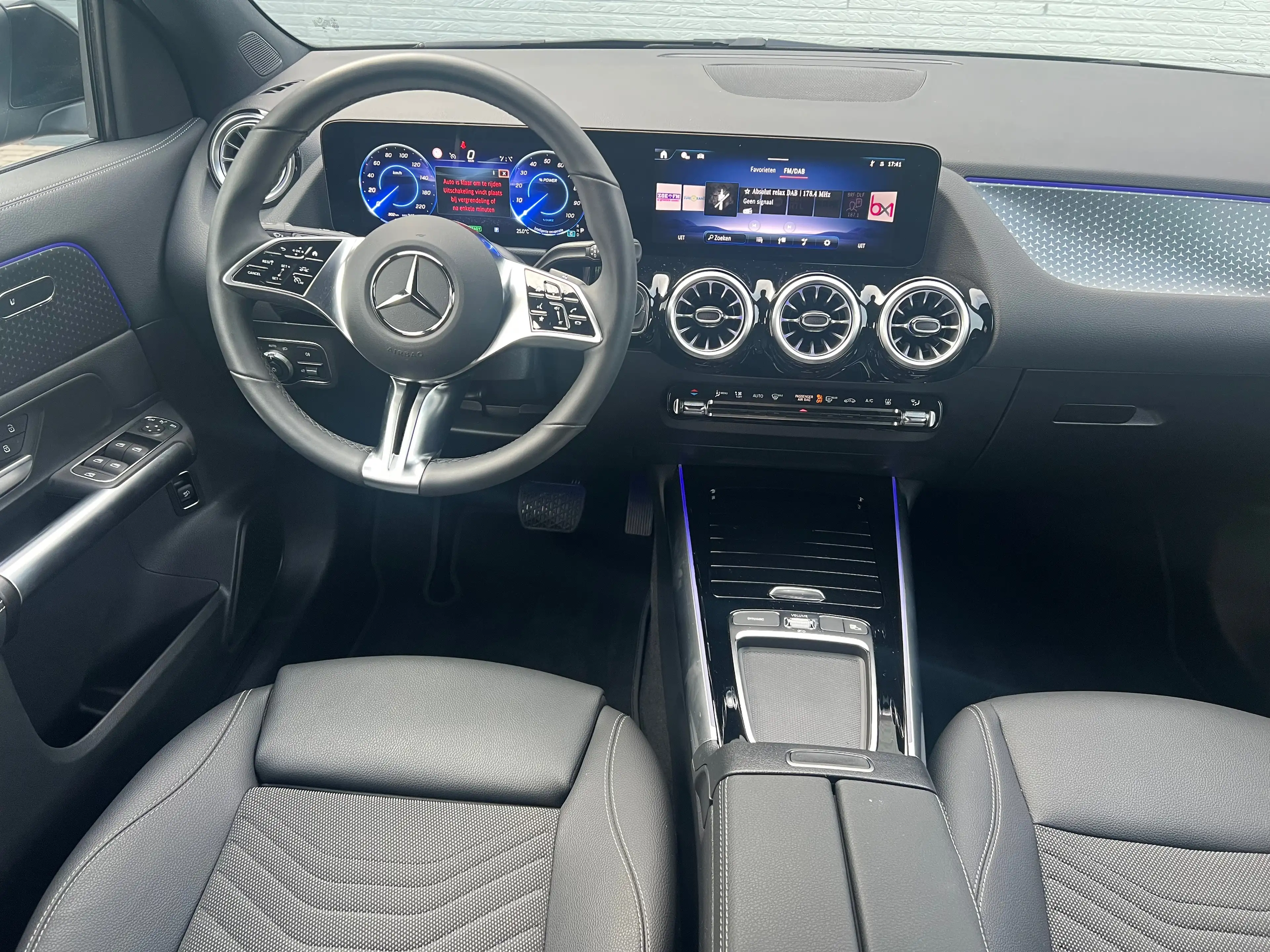 Mercedes-Benz EQA 250 + Progressive*Dodehoek*LED*PDC+camera*sfeerverlichting* — photo 10
