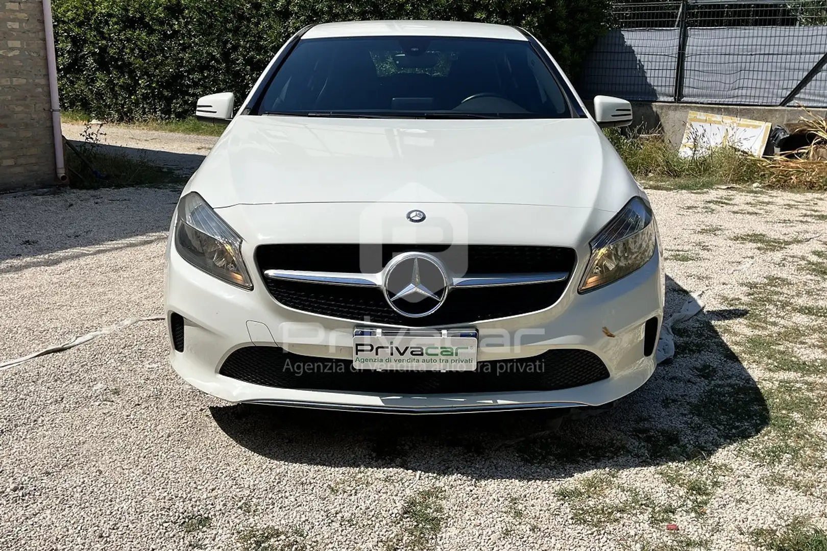 Mercedes-Benz A 180 A 180 d Automatic Sport Bianco - 2