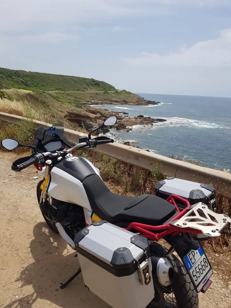Moto Guzzi V 85 Blanc - 2