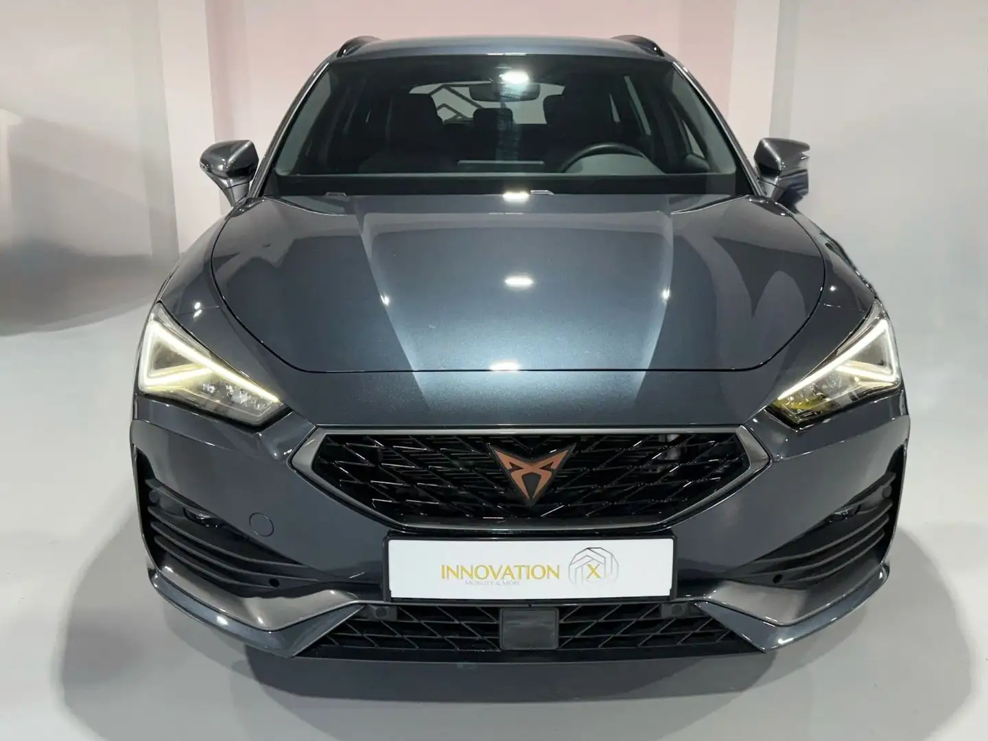 CUPRA Leon Sportstourer DSG-CAM-NAVI-ACC-APP - 2