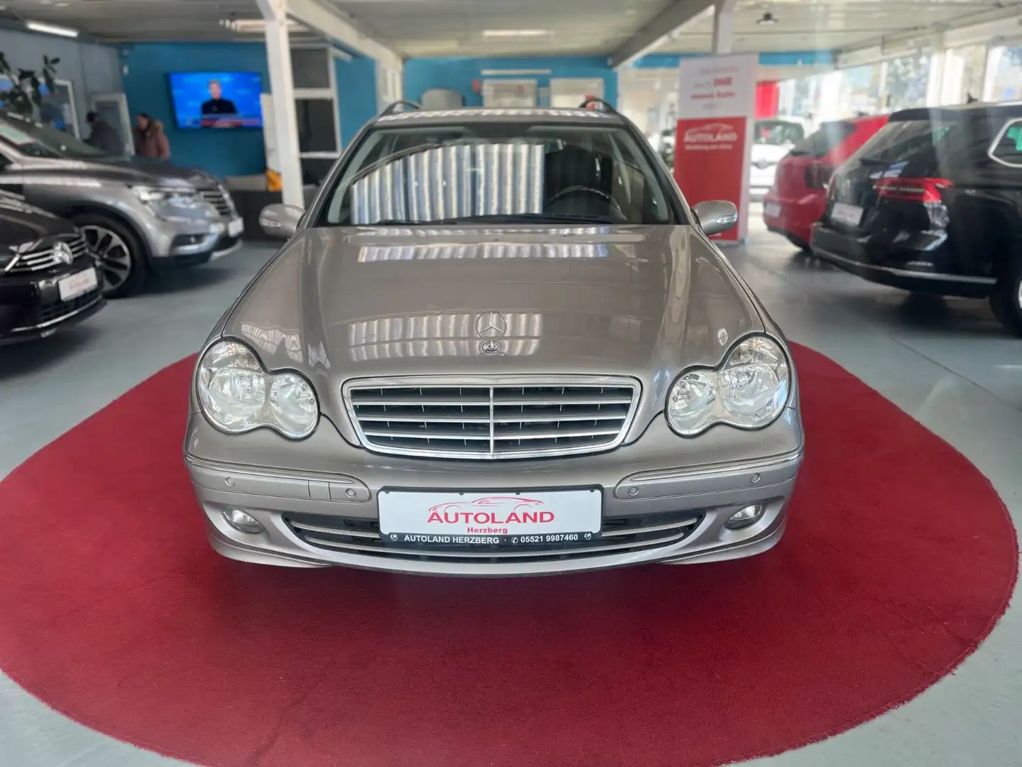 Mercedes-Benz C 200 Kompressor Eleance Automatik AHK NAVI PDC Silber - 2