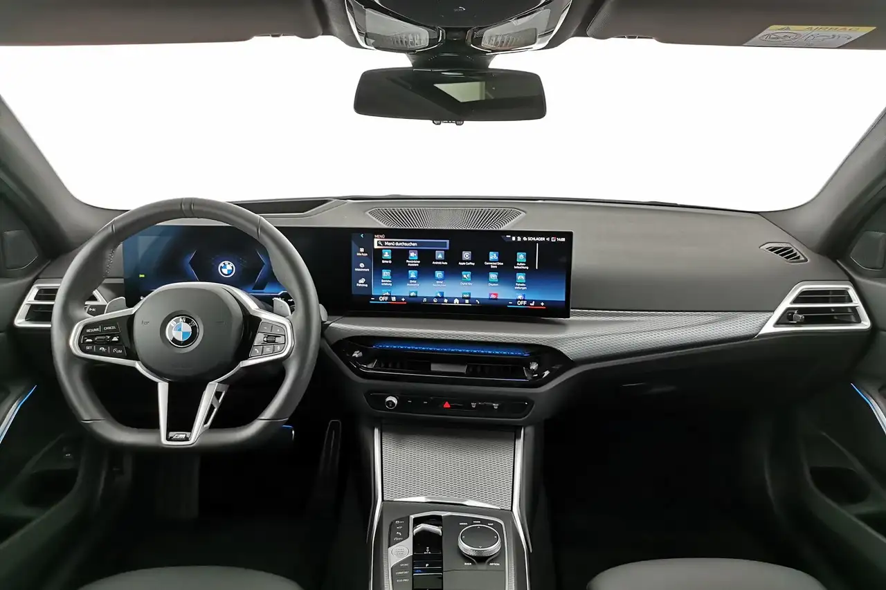 BMW 320 i M Sport LED|Pano|ParkAs+Kam|HUD|ACC|AHK ACC 9