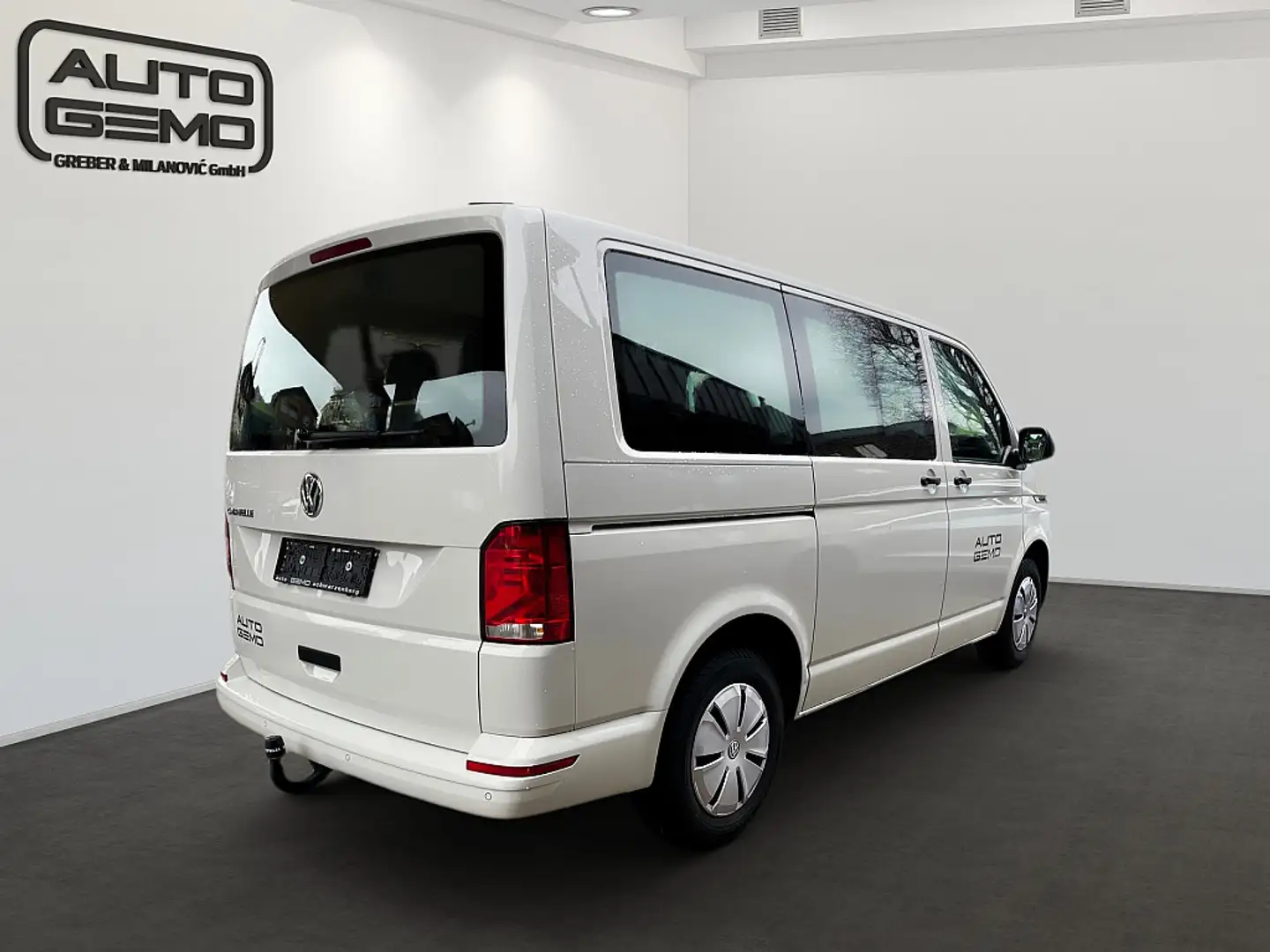 Volkswagen T6.1 Caravelle Trendline KR 2,0 TDI BMT Weiß - 2