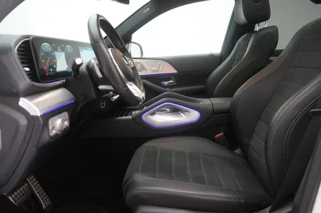 Mercedes-Benz 300 view 11