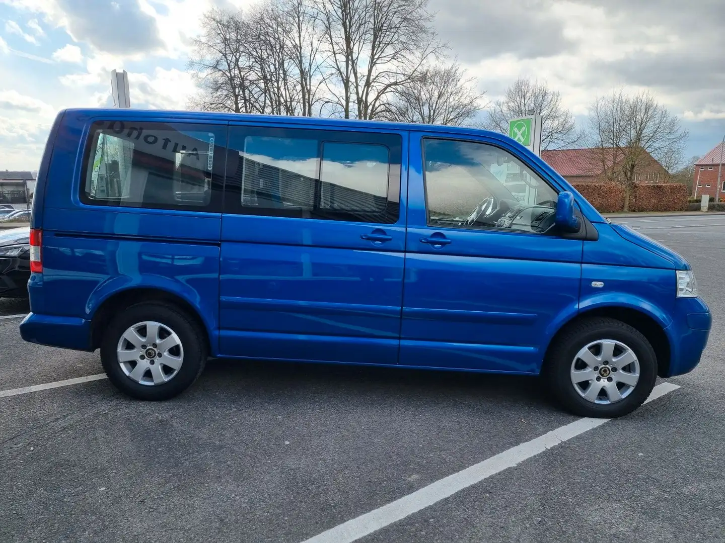 Volkswagen T5 Transporter Bus Multivan Comfortline Bleu - 2