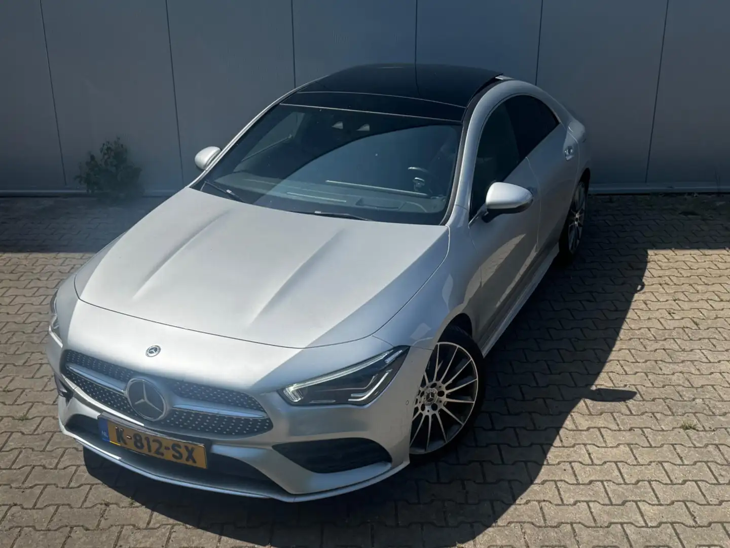 Mercedes-Benz CLA 250 CLA 4MATIC PREMIUM PLUS AMG HUD PANORAMADAK BTW OR Grijs - 1