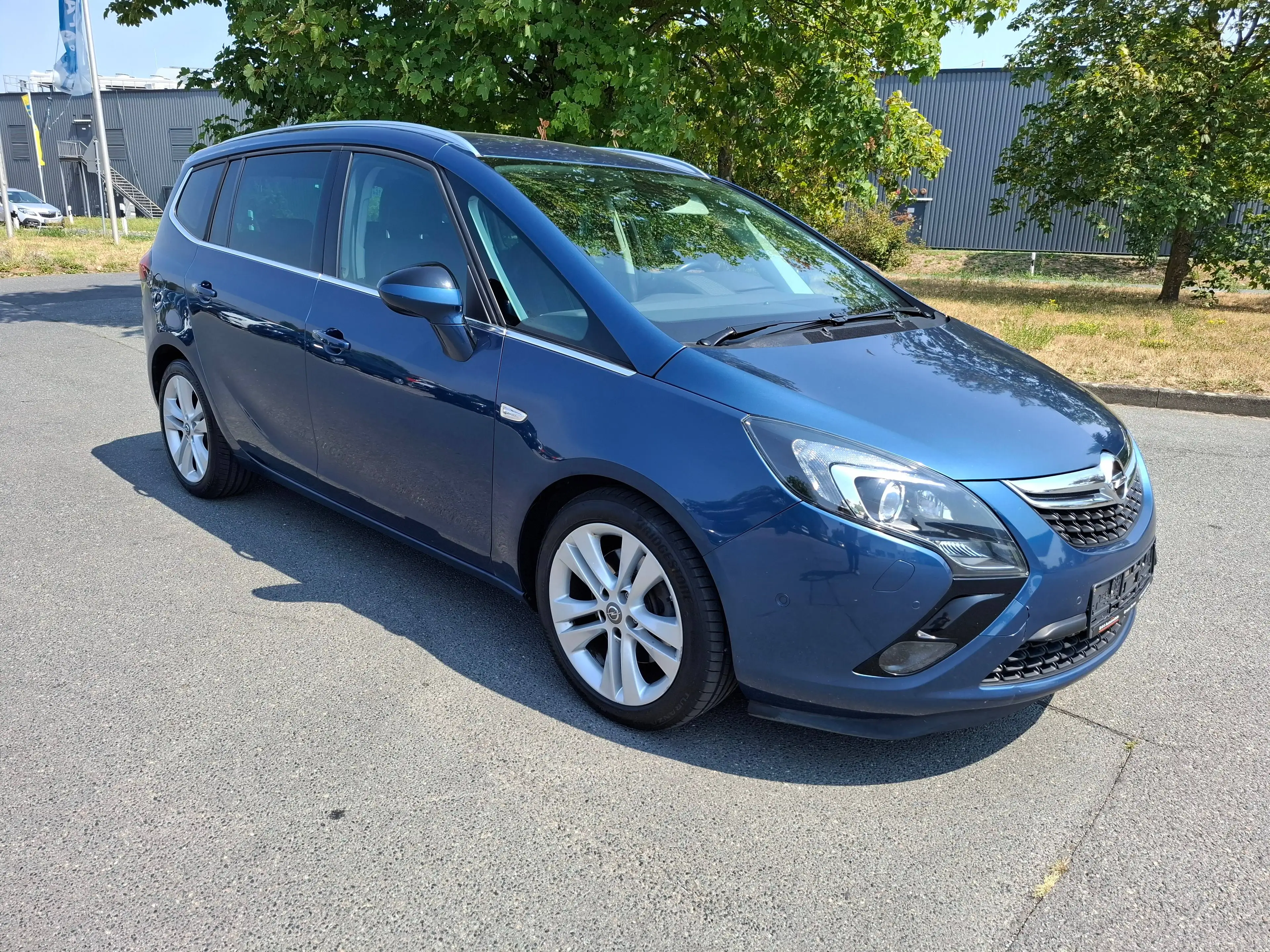 Opel Zafira Tourer Business Innovation — photo 3