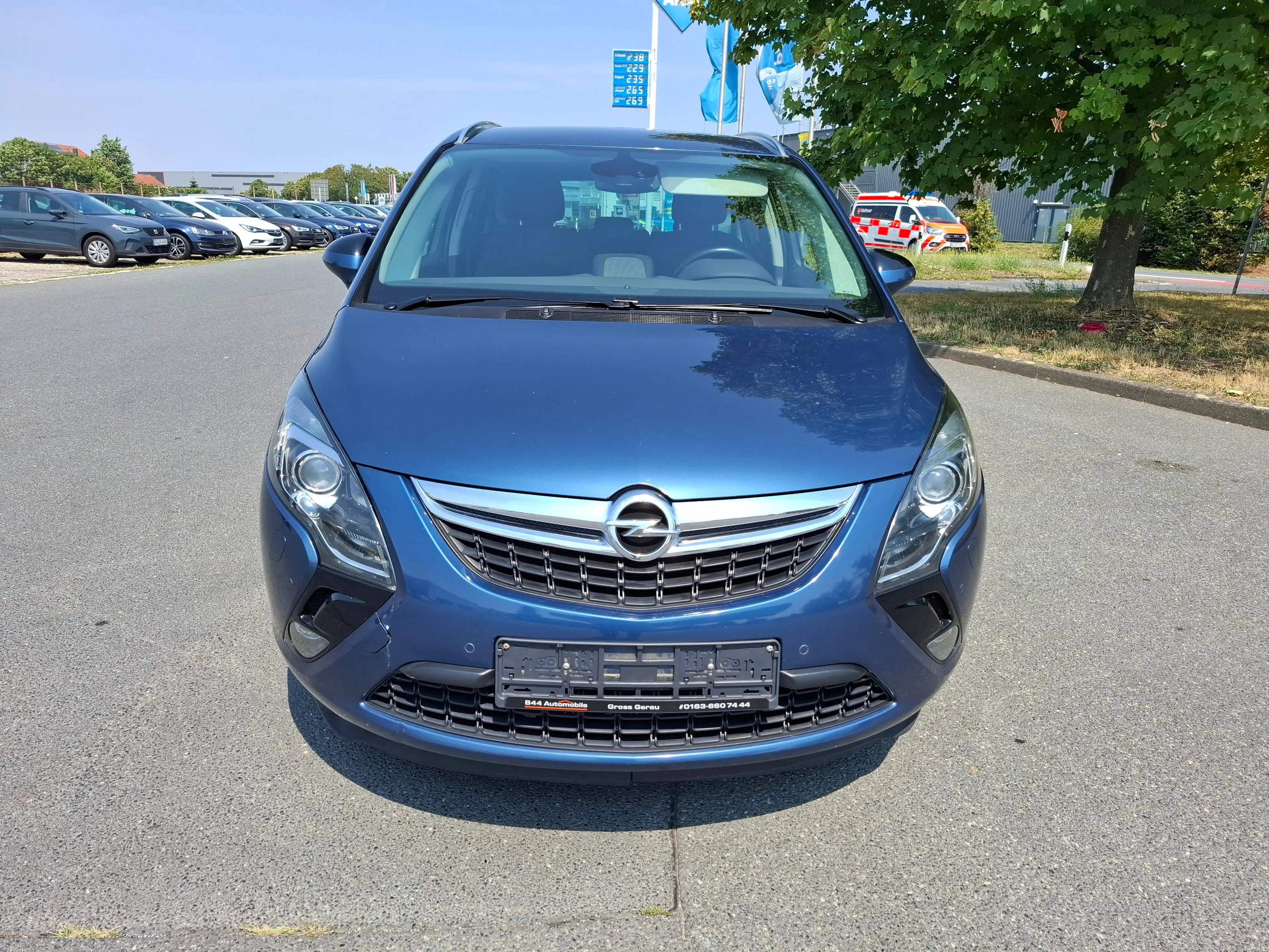 Opel Zafira Tourer Business Innovation — photo 2