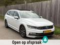 Volkswagen Passat Variant 1.6 TDI DSG R-Line PANO|CARPLAY|NAP! Wit - thumbnail 2