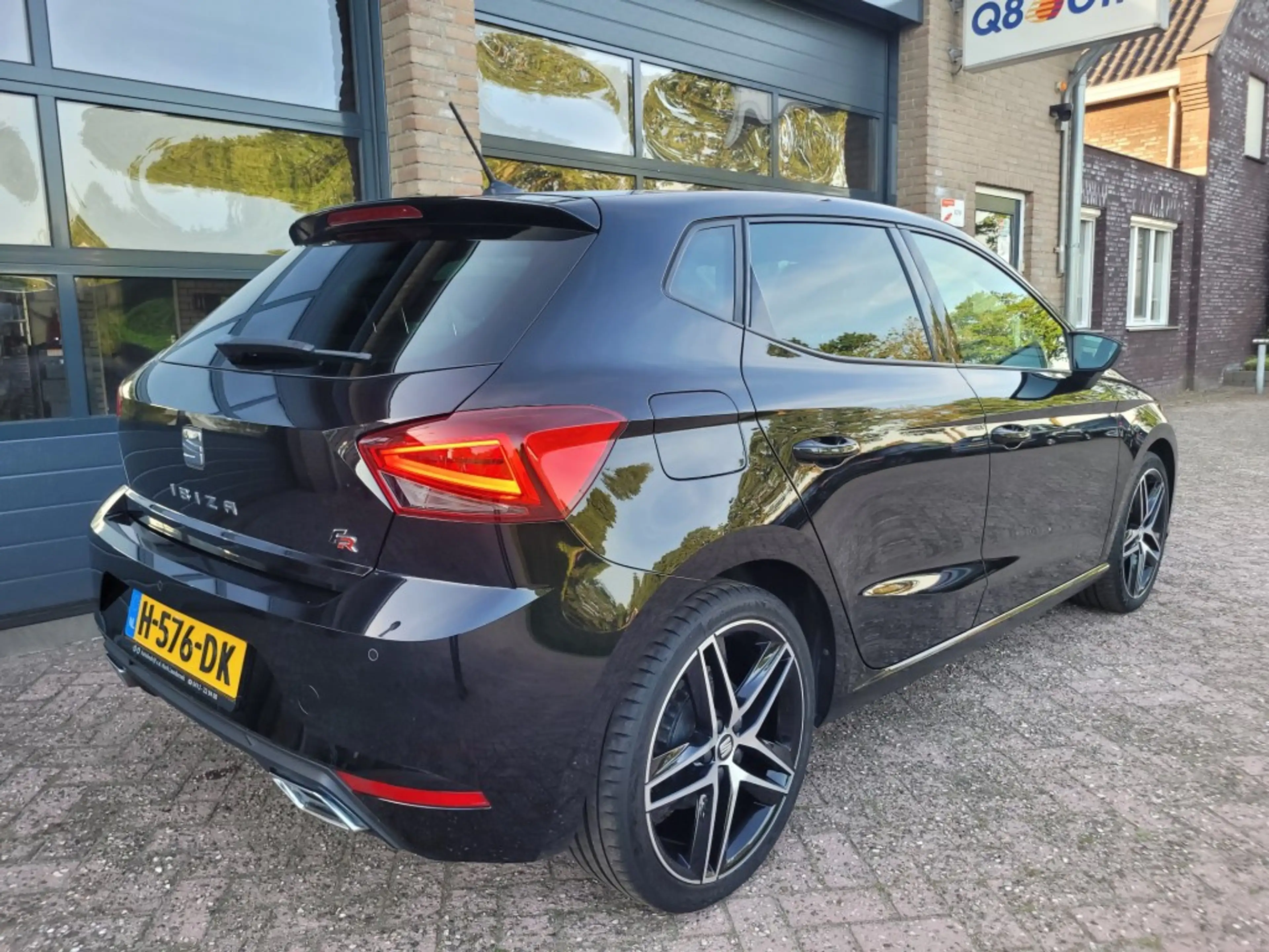 SEAT Ibiza 1.0TSI FR Buiness Intense carplay, led verl, 18 in — photo 7