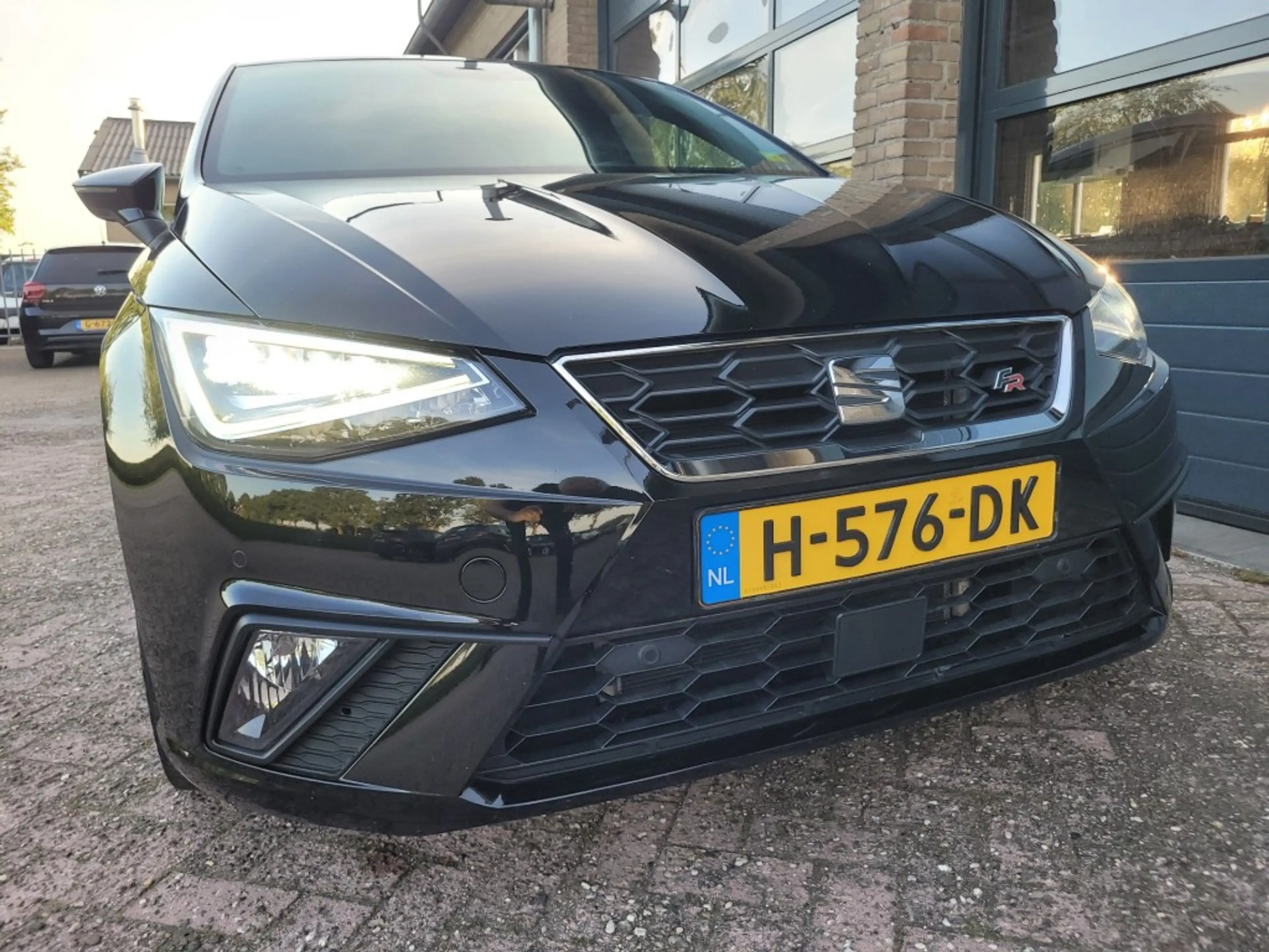SEAT Ibiza 1.0TSI FR Buiness Intense carplay, led verl, 18 in — photo 12