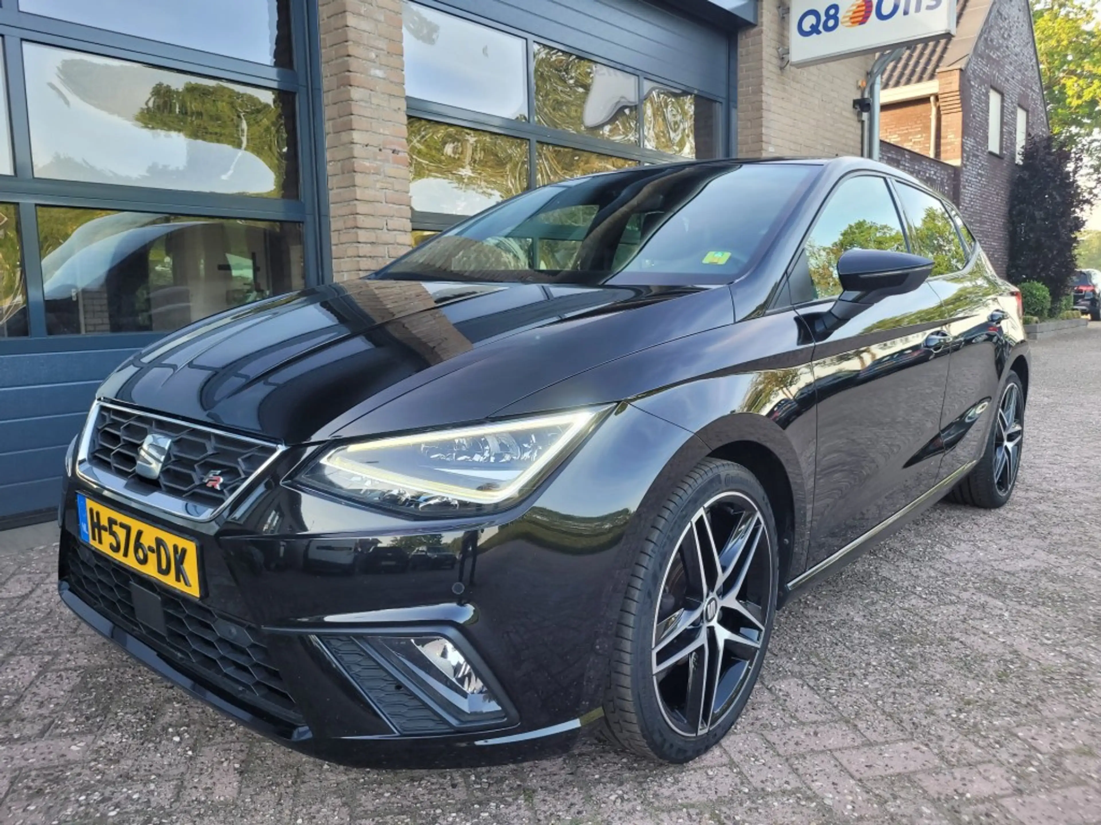 SEAT Ibiza 1.0TSI FR Buiness Intense carplay, led verl, 18 in — photo 2