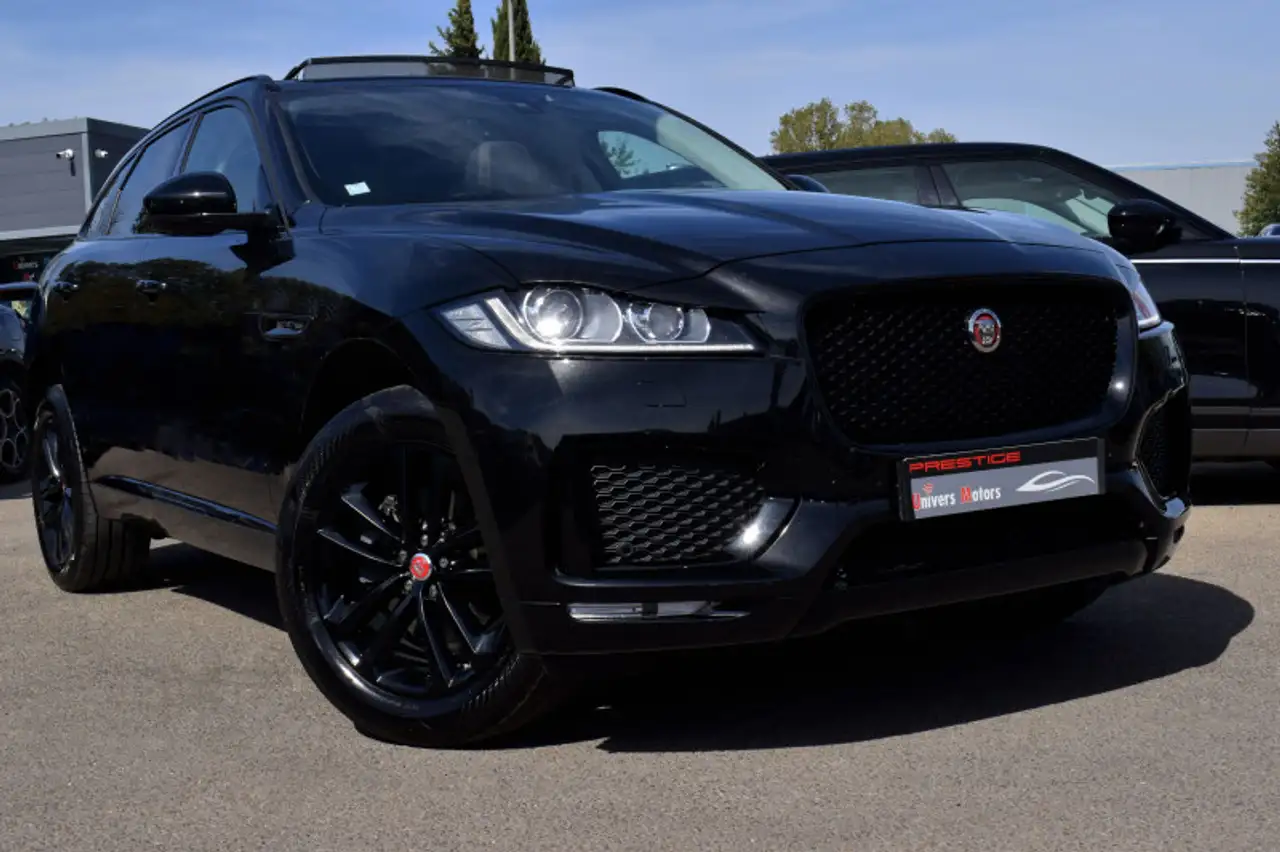 Jaguar F-Pace