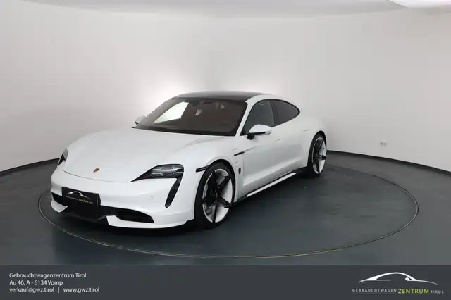 Porsche Taycan Turbo Sportchrono / Massage / Sitzklimatisierun...