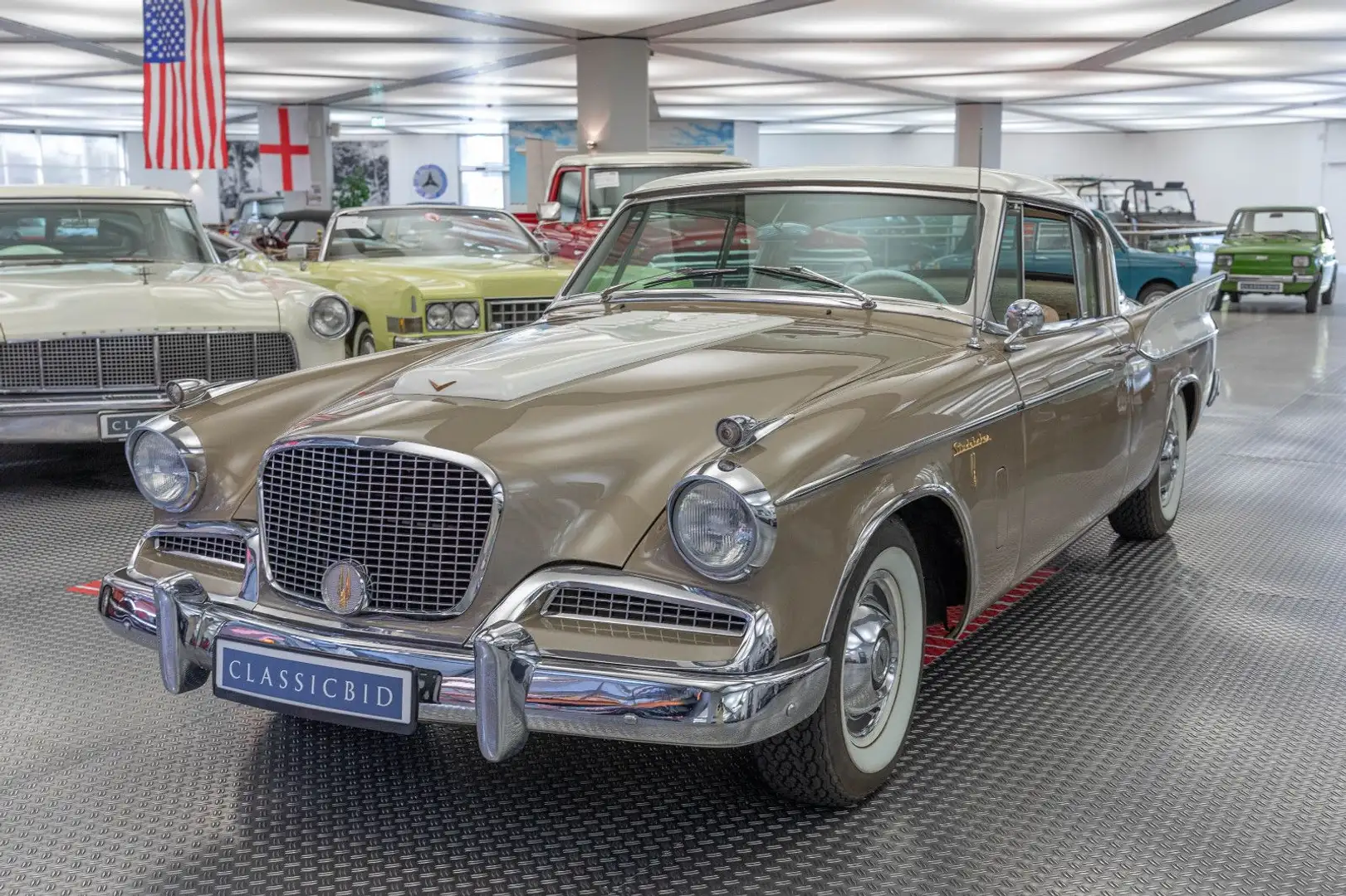 Autres Studebaker Golden Hawk Brun - 1