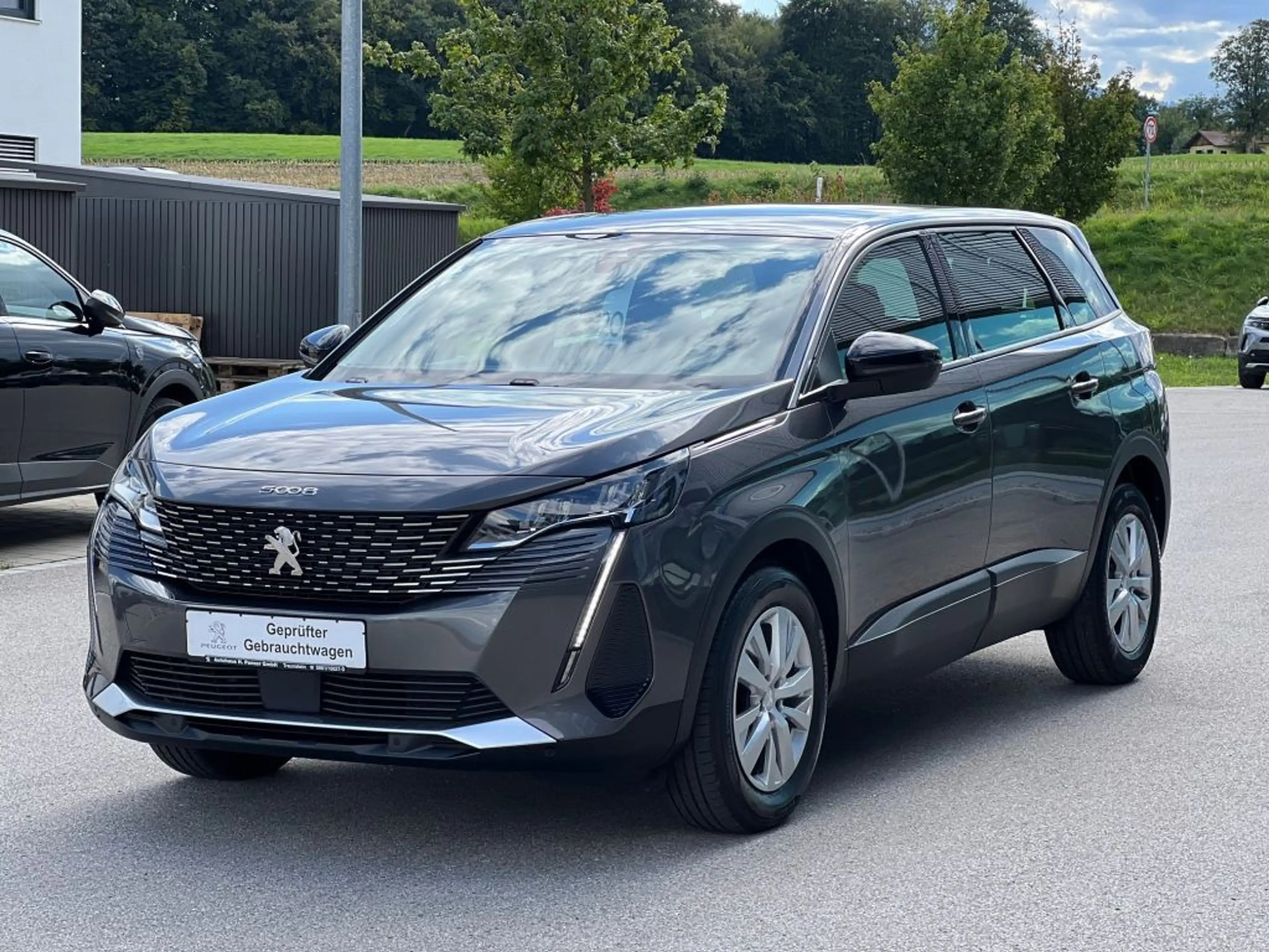 Peugeot 5008 BlueHDi 130 Active Pack — photo 3