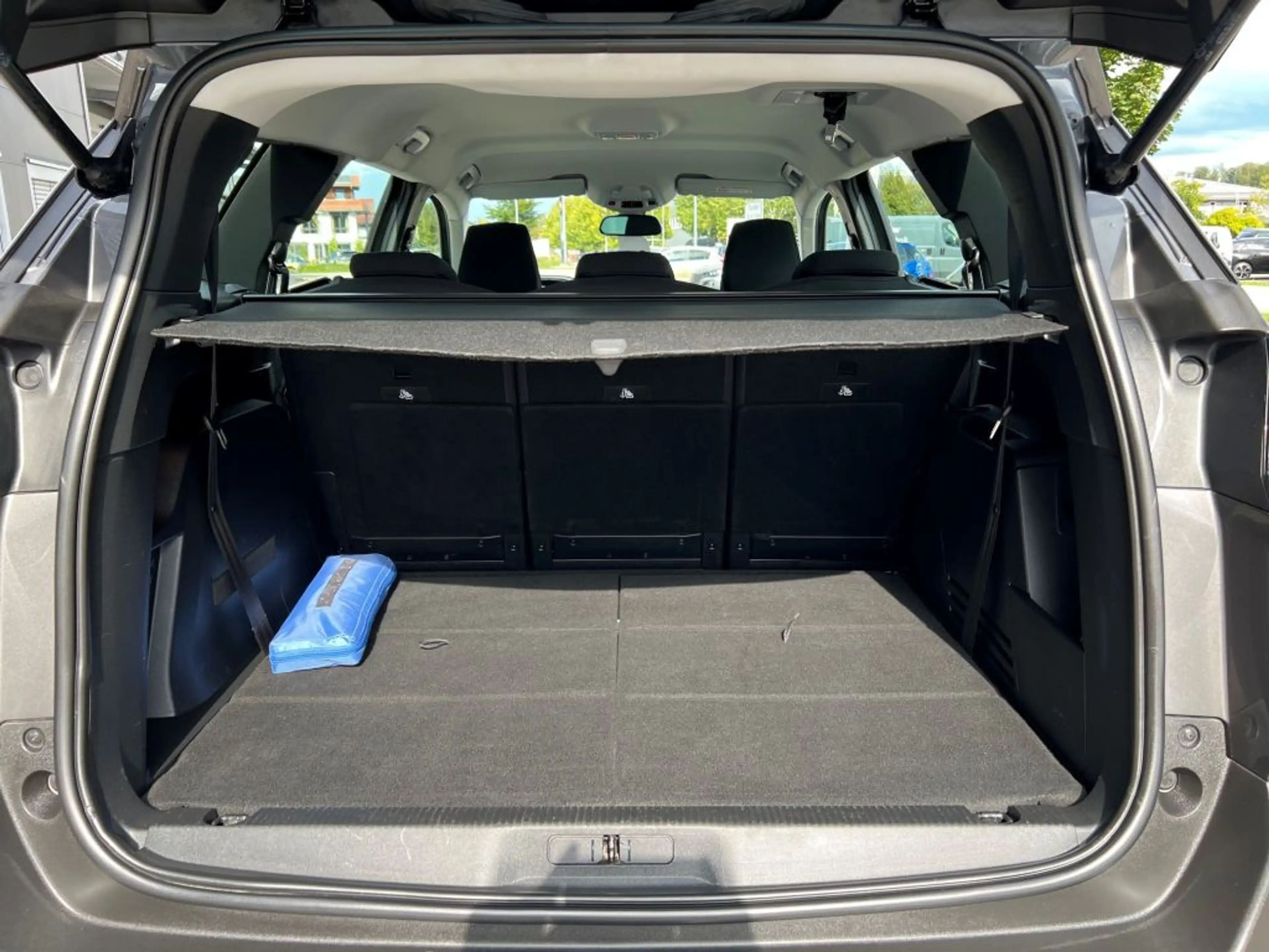 Peugeot 5008 BlueHDi 130 Active Pack — photo 13