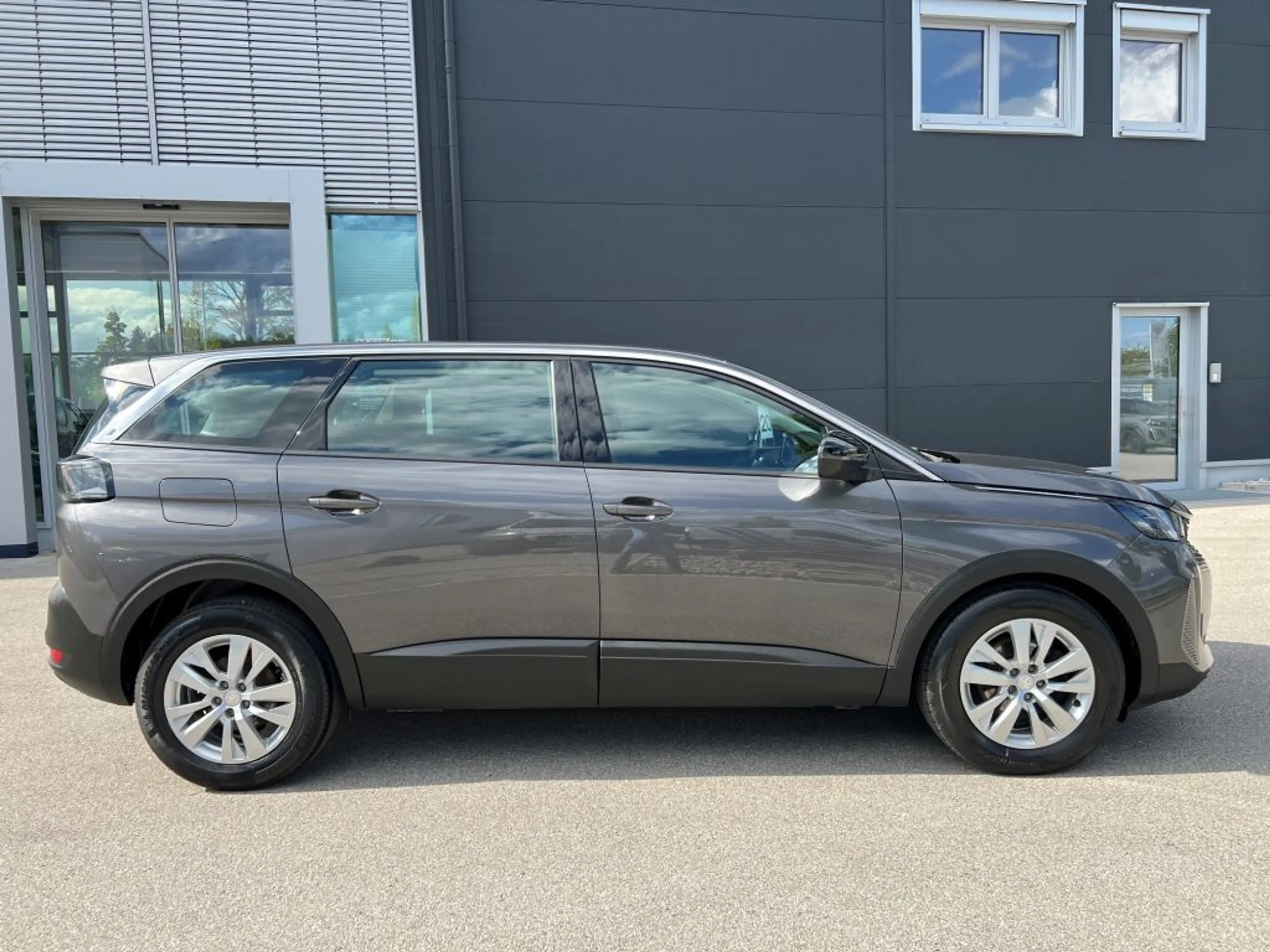 Peugeot 5008 BlueHDi 130 Active Pack — photo 7