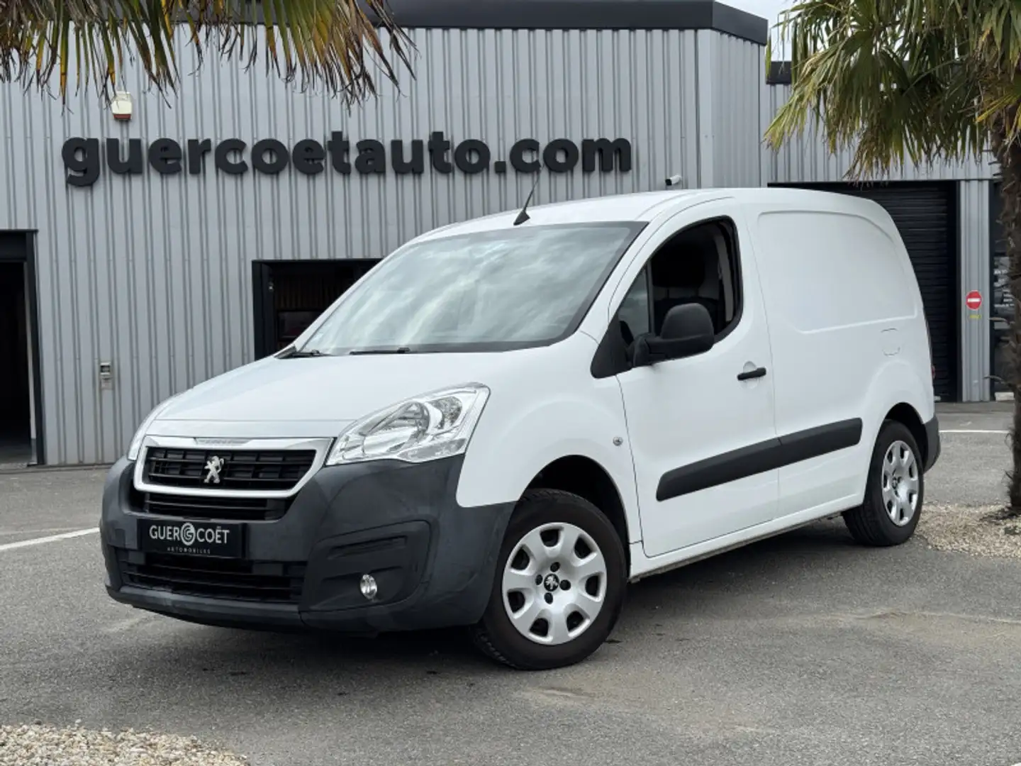 Peugeot Partner STANDARD 1.6 BLUEHDI 100CH PREMIUM PACK Blanc - 2
