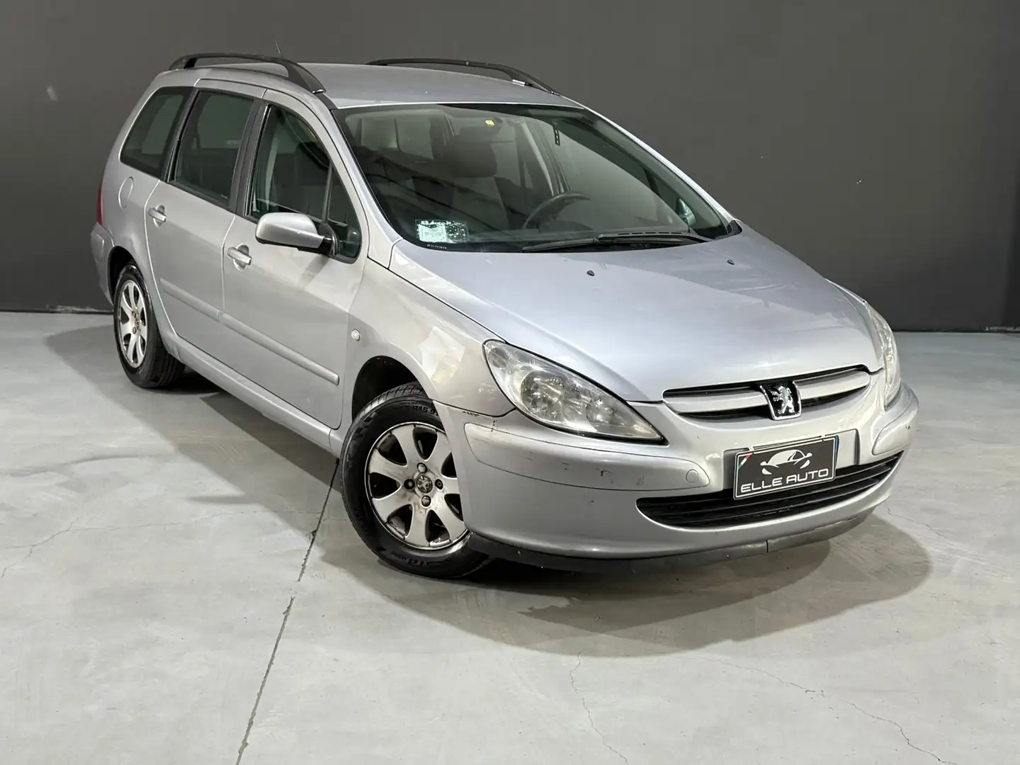 Peugeot 307 307 5p 1.6 hdi 16v XT 90cv Argent - 1
