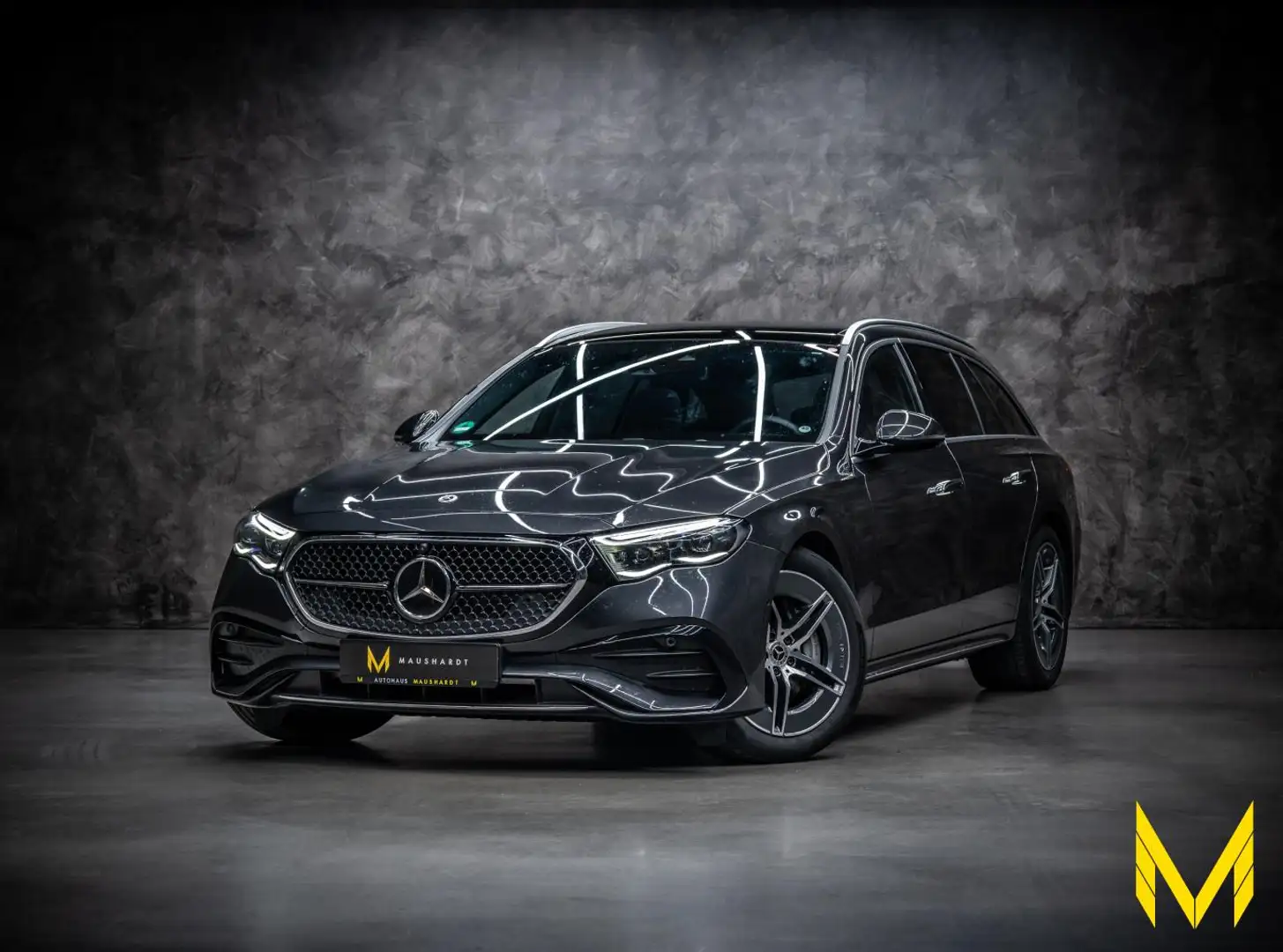 Mercedes-Benz E 220 T d AMG ADVANCED+/DIS/DIGLI/PANO/AHK/KEYL+ Gris - 1