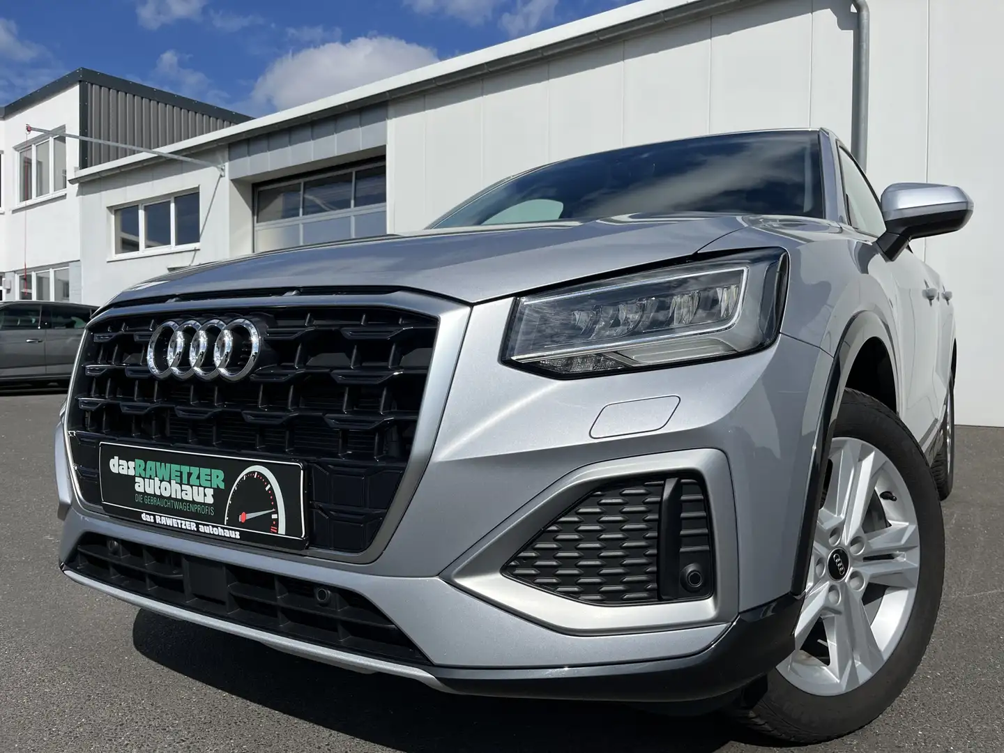 AUDI Q2