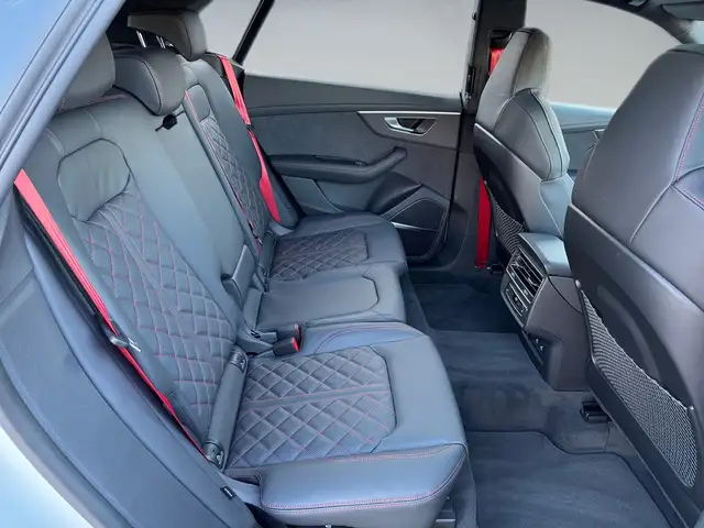 Audi Q8 60 TFSI S-Line  quattro 360 kW Ansicht 15