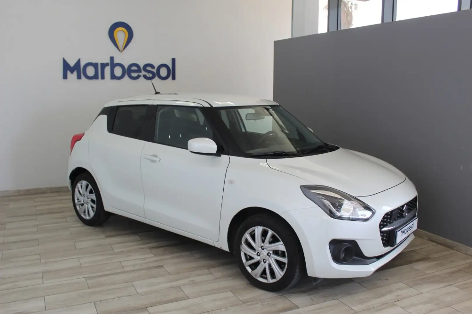 Suzuki Swift 1.2 Mild Hybrid GLX Blanco - 1