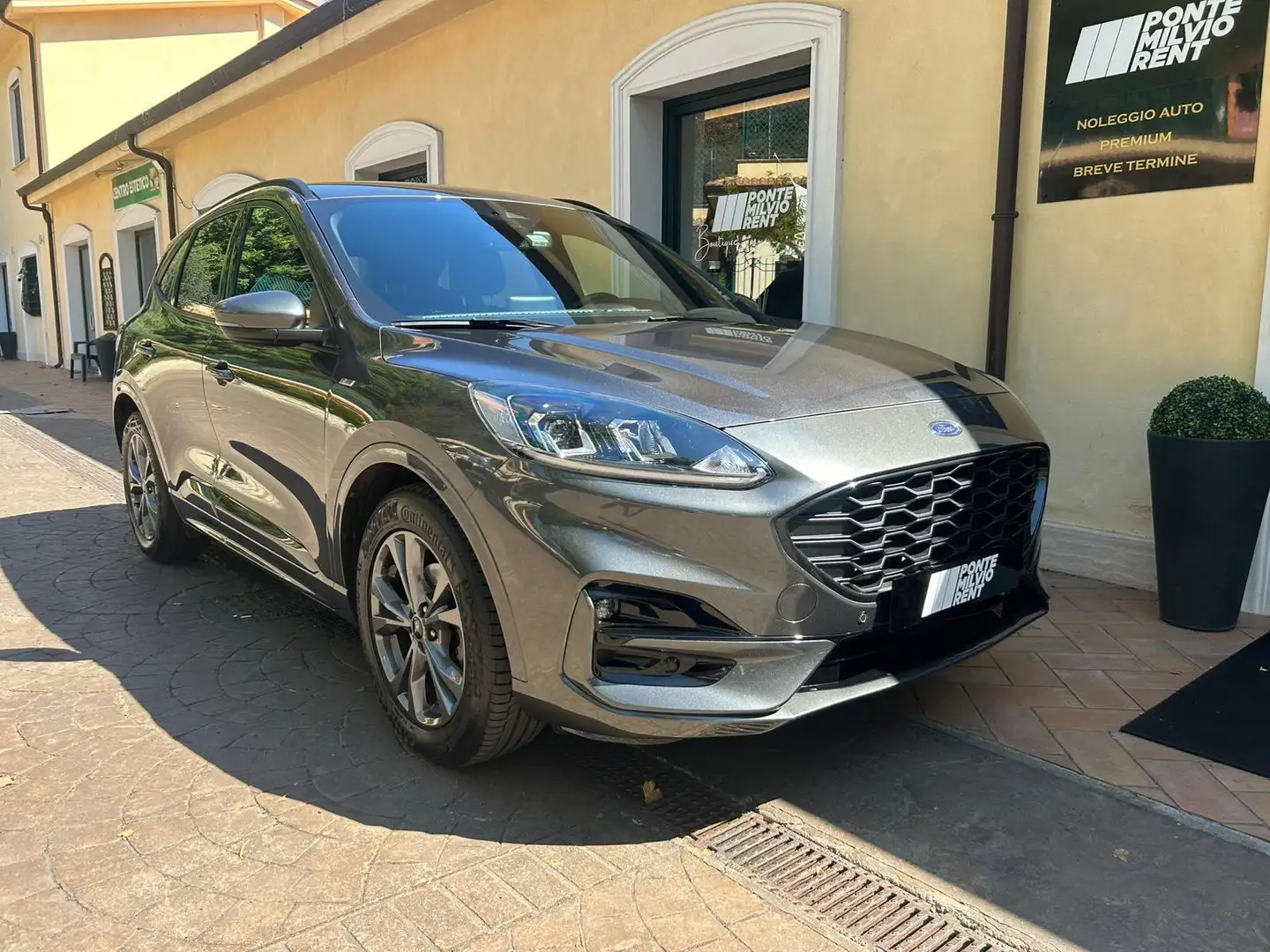 Ford Kuga Kuga III 2020 1.5 ecoblue ST-Line 2wd 120cv Gris - 1