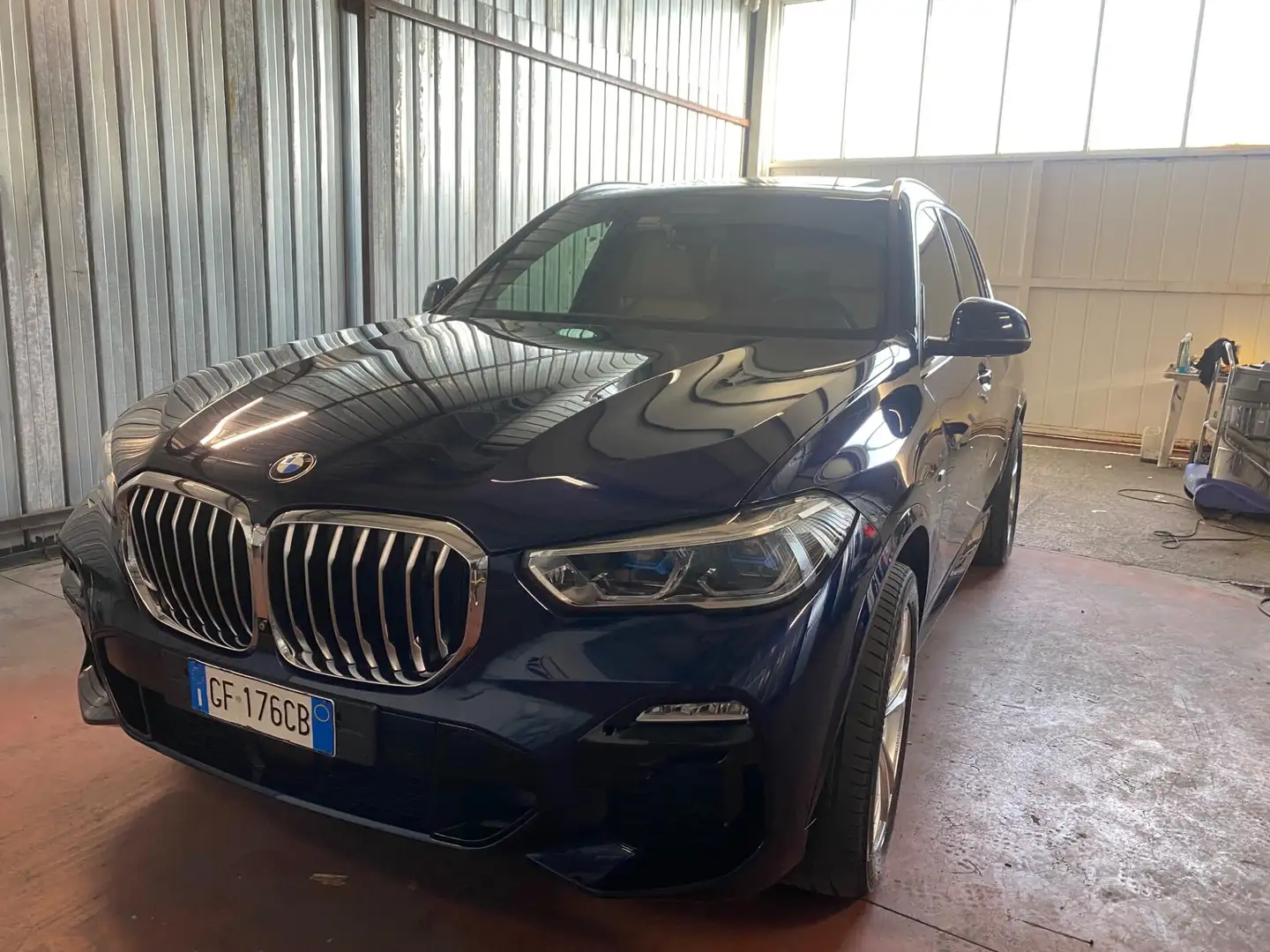 BMW X5 xDrive30d 48V Msport TETTO 7 POSTI Bleu - 2