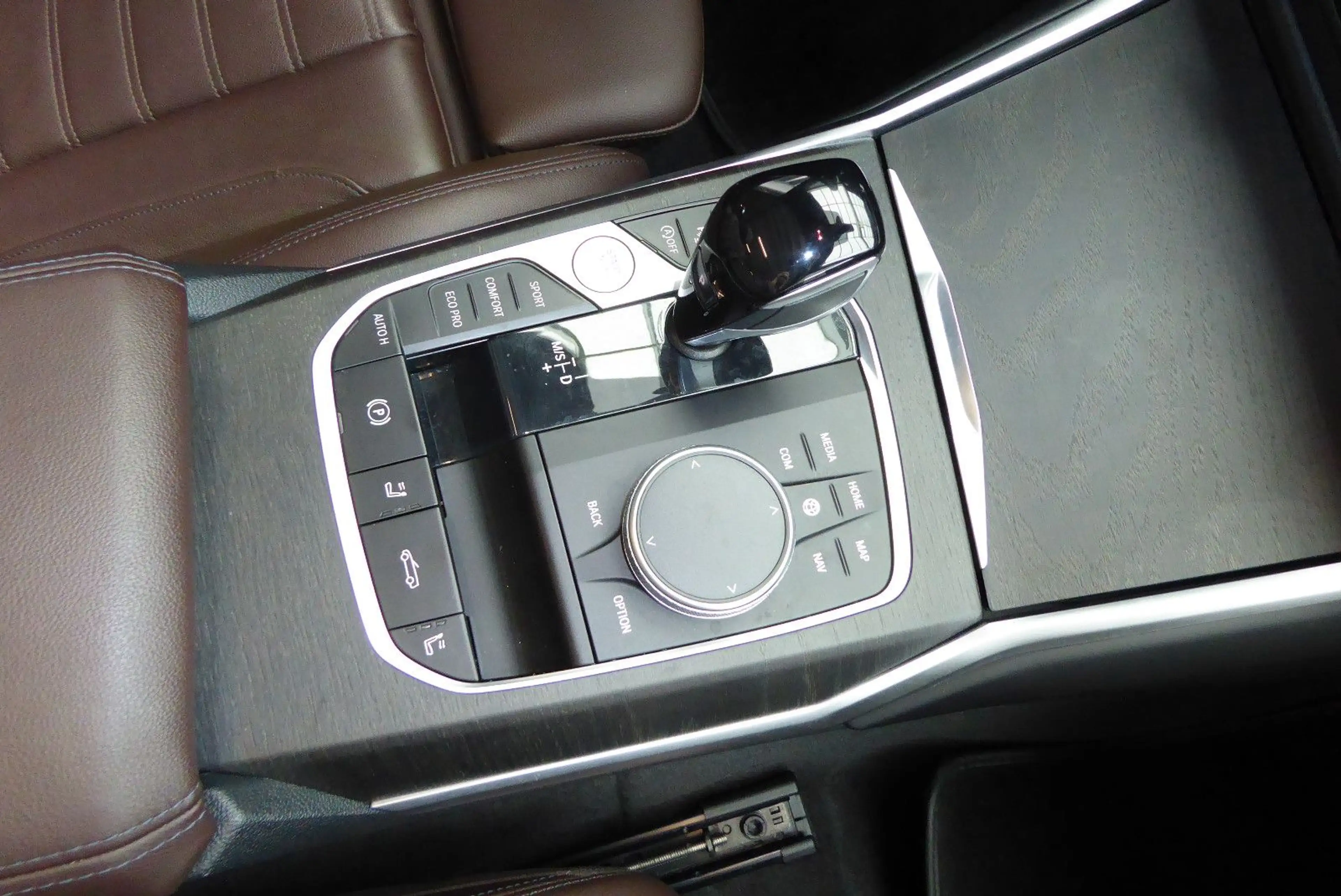 BMW 420 i Cabrio Standheizung Open-Air-Paket — photo 12