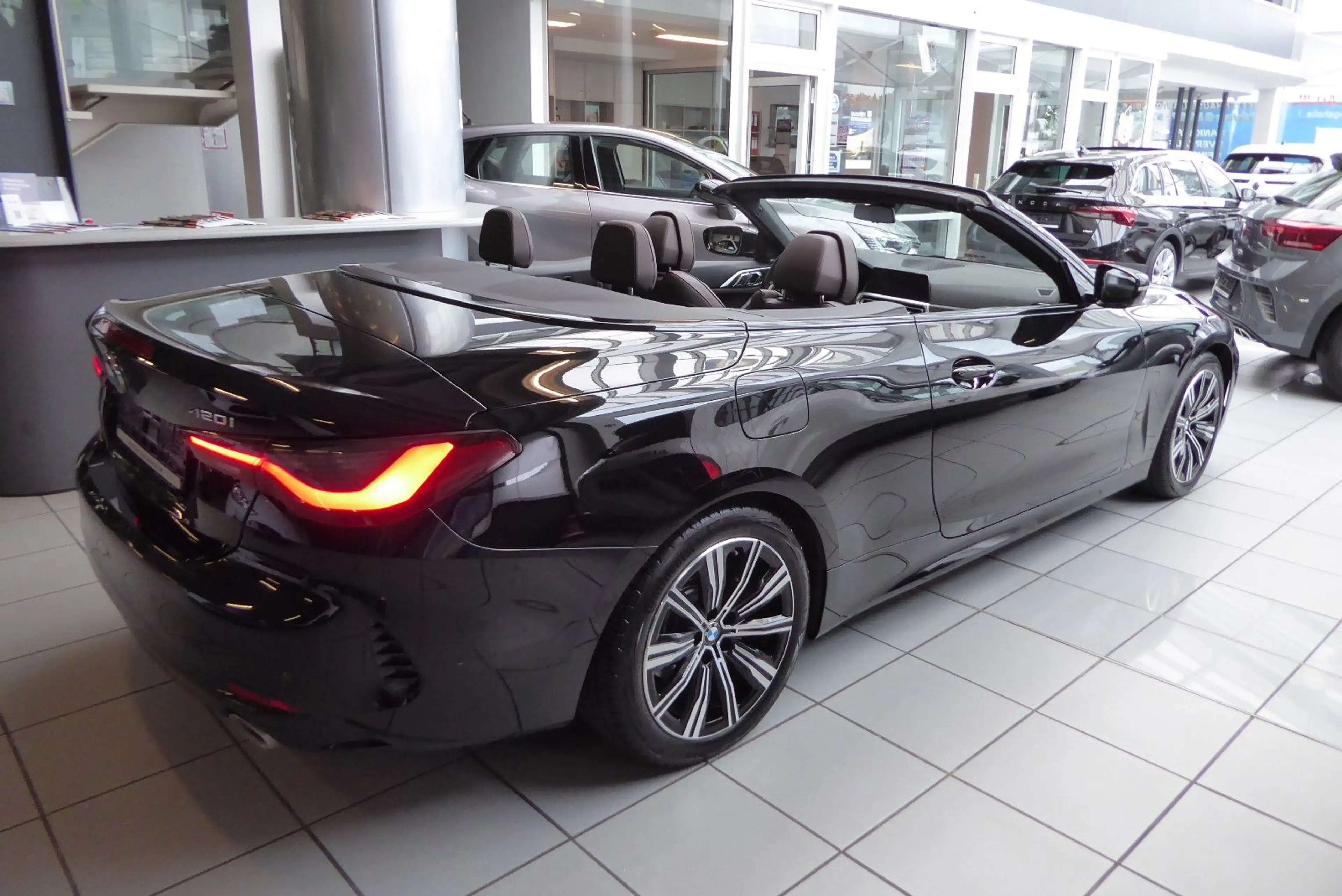 BMW 420 i Cabrio Standheizung Open-Air-Paket — photo 4