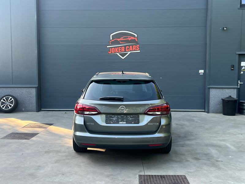 Opel Astra Sports Tourer 1.6 CDTi ECOTEC D Innovation S/S EU6.2 — photo 3
