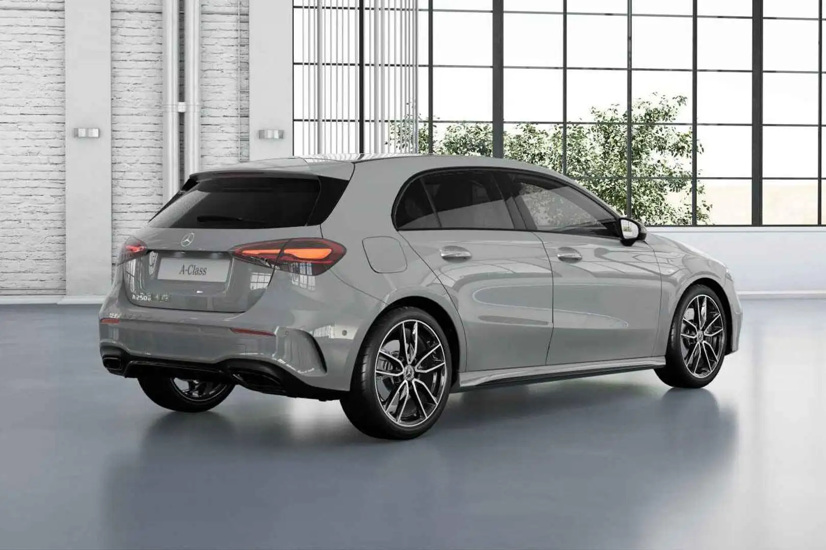 Mercedes-Benz A 250 A 250e Automaat Business Solution AMG | MANUFAKTUR Grijs - 2