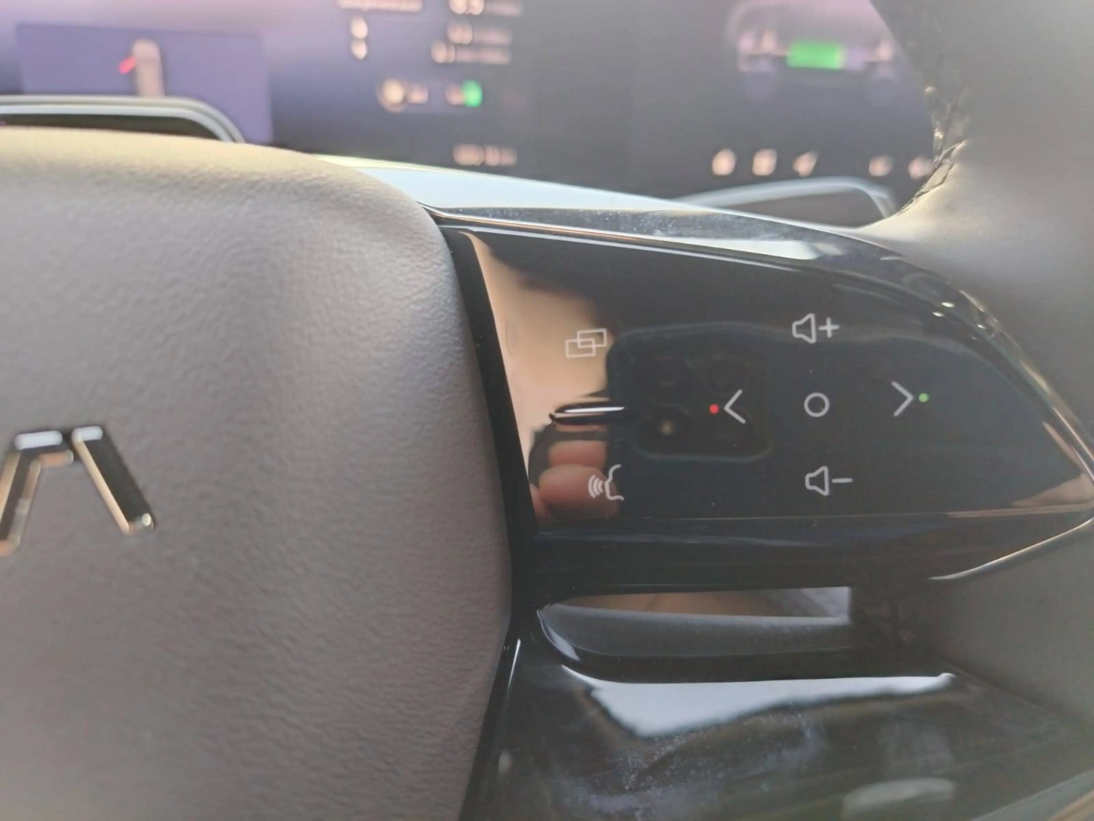Omoda 9 1.5 PHEV Premium Line — photo 13