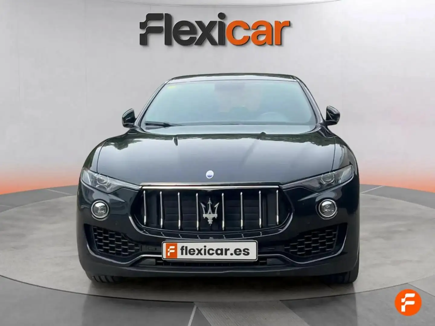 Maserati Levante V6 350 HP AWD Negro - 2