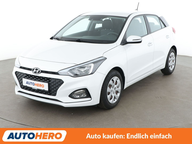 Hyundai i20 1.2 Go *NAV*TEMPO*PDC*SHZ*KLIMA*