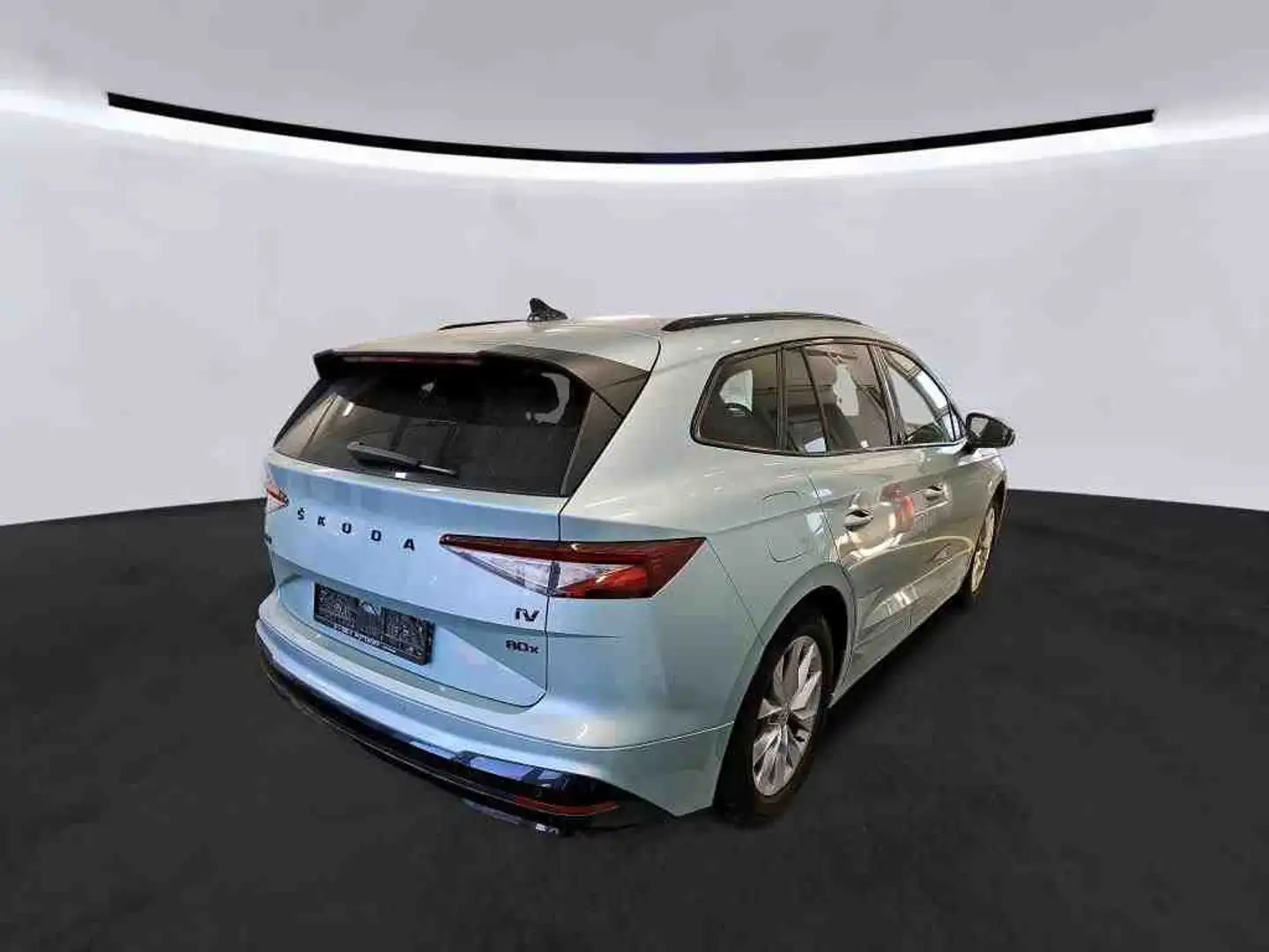 Skoda Enyaq 80 iV Sportline NAVI AHK SKZG KAMERA KLIMA Silber - 2